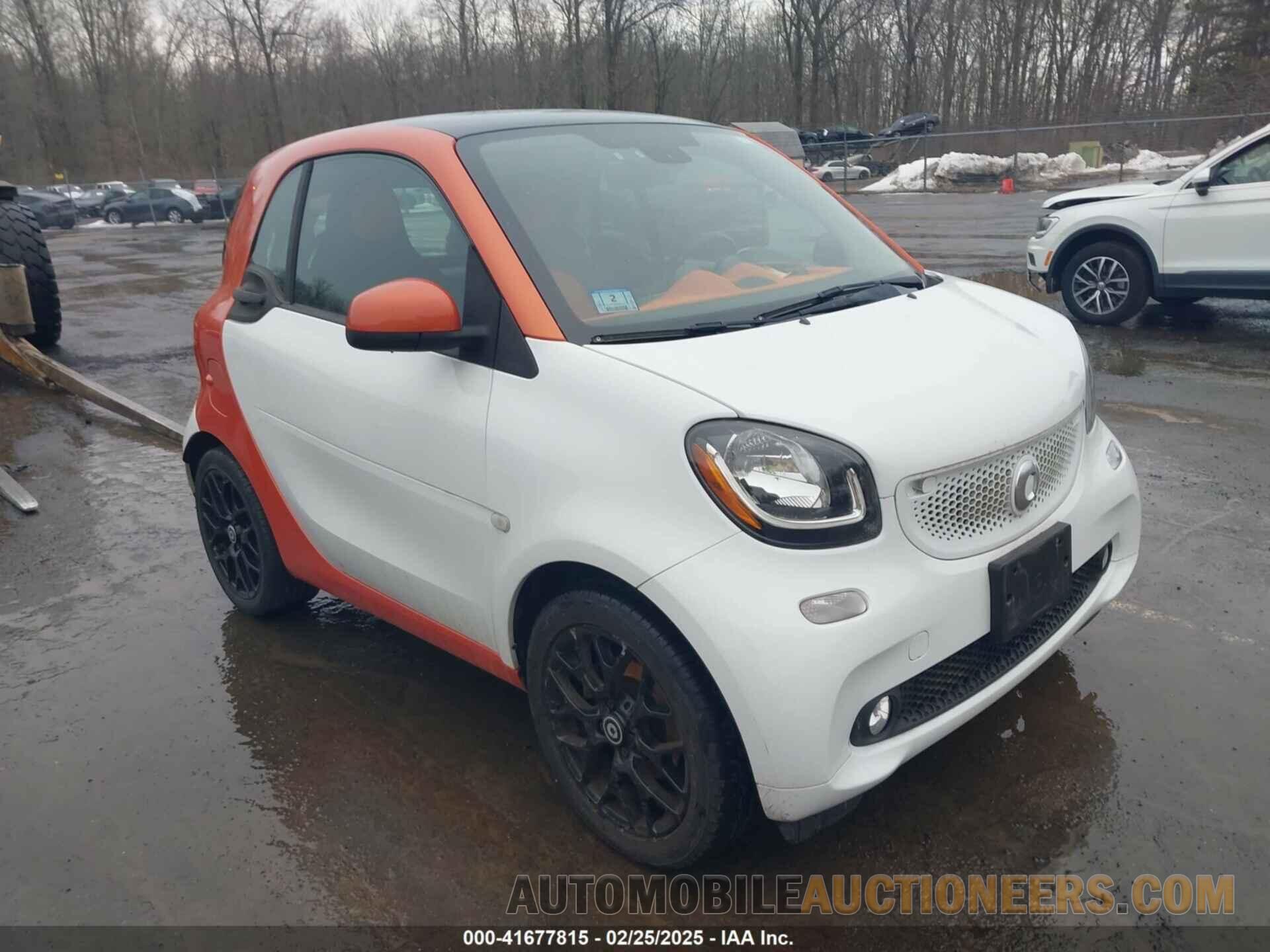 WMEFJ5DA6GK075681 SMART FORTWO 2016