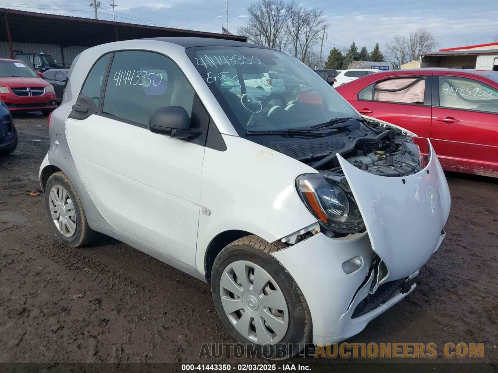 WMEFJ5DAXGK123988 SMART FORTWO 2016