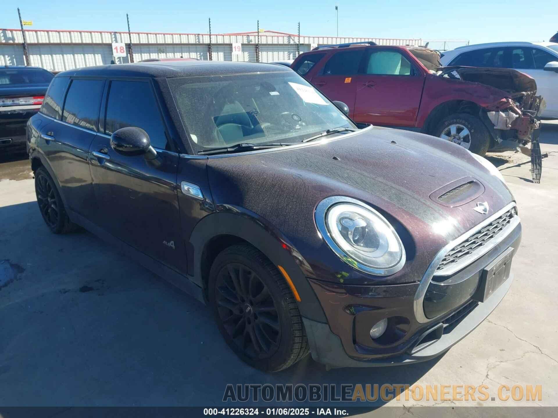 WMWLU5C57H2E81144 MINI CLUBMAN 2017