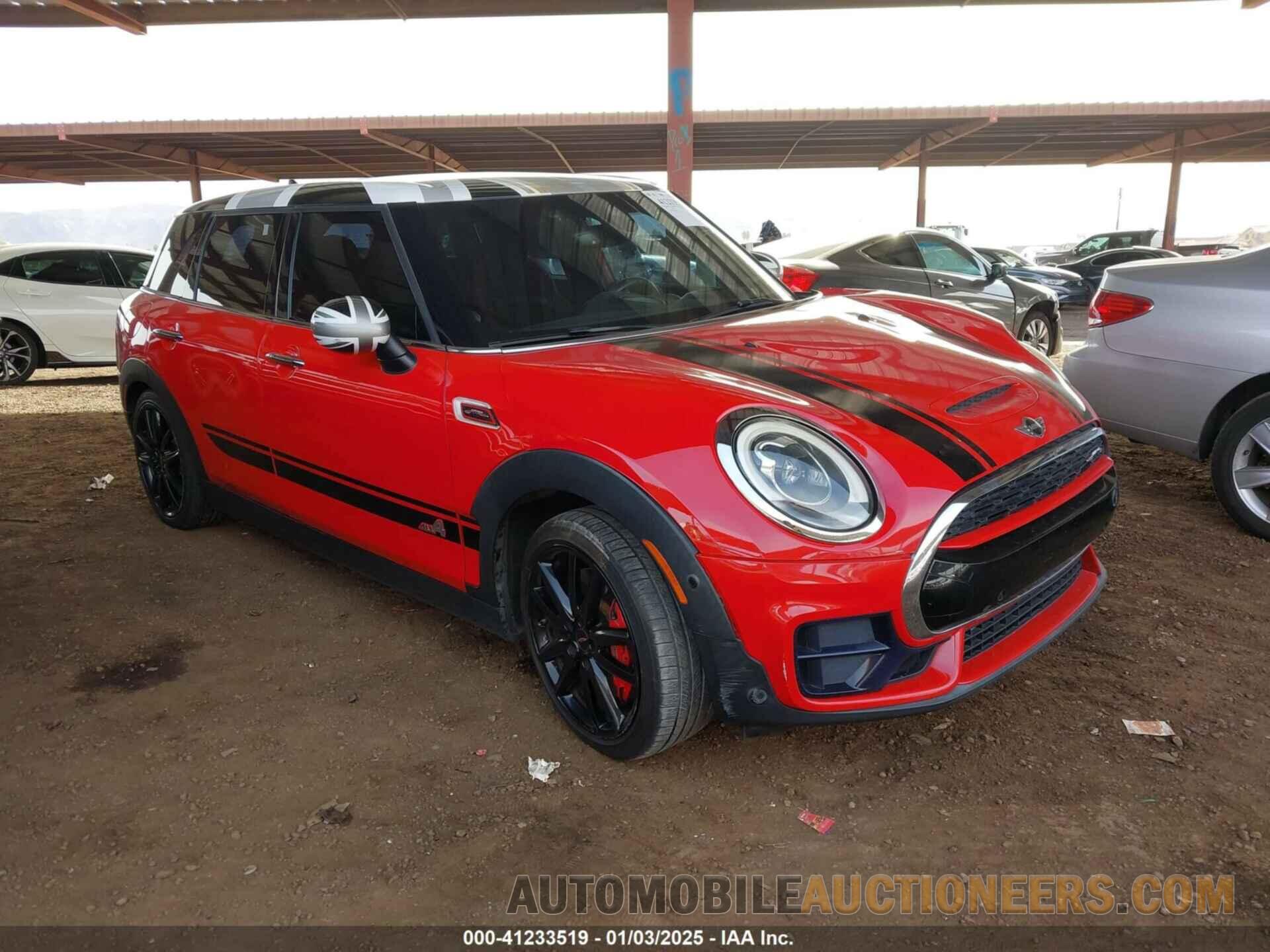 WMWLV9C31H2D66302 MINI CLUBMAN 2017