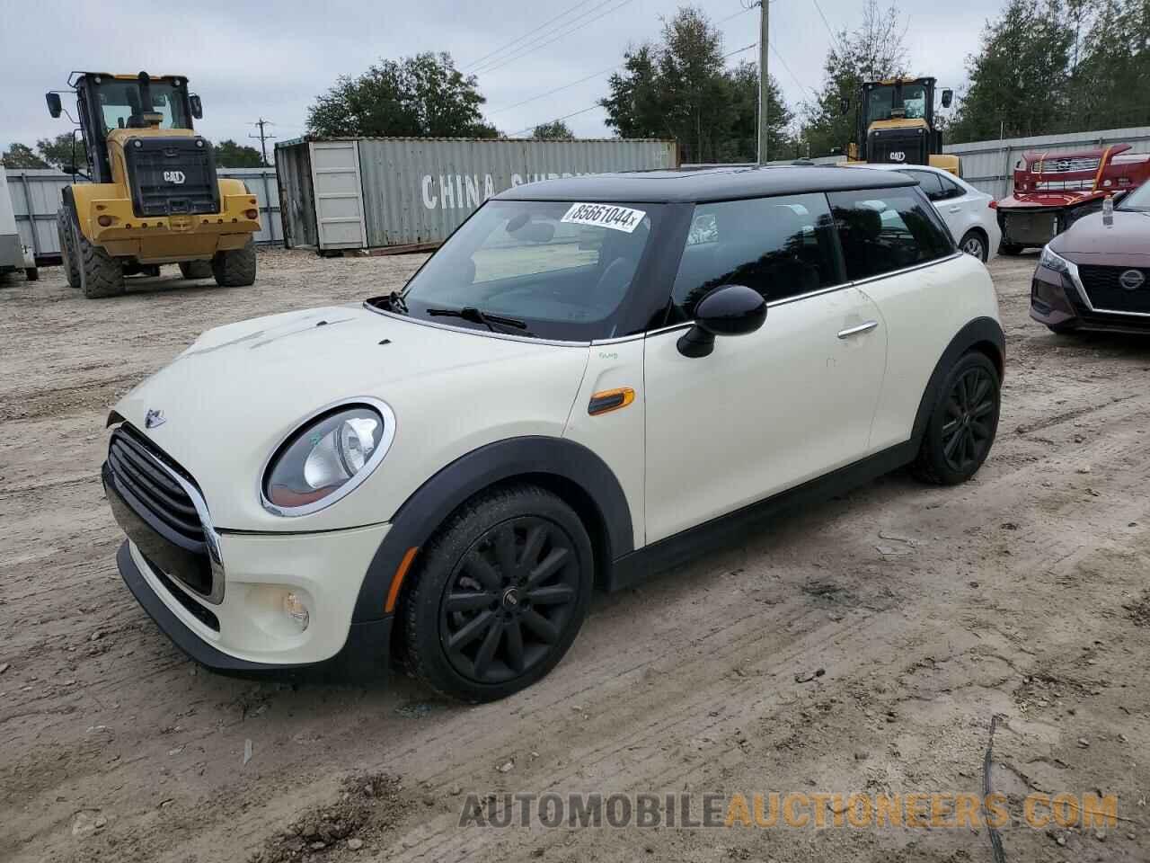 WMWXP5C52J3C65579 MINI COOPER 2018