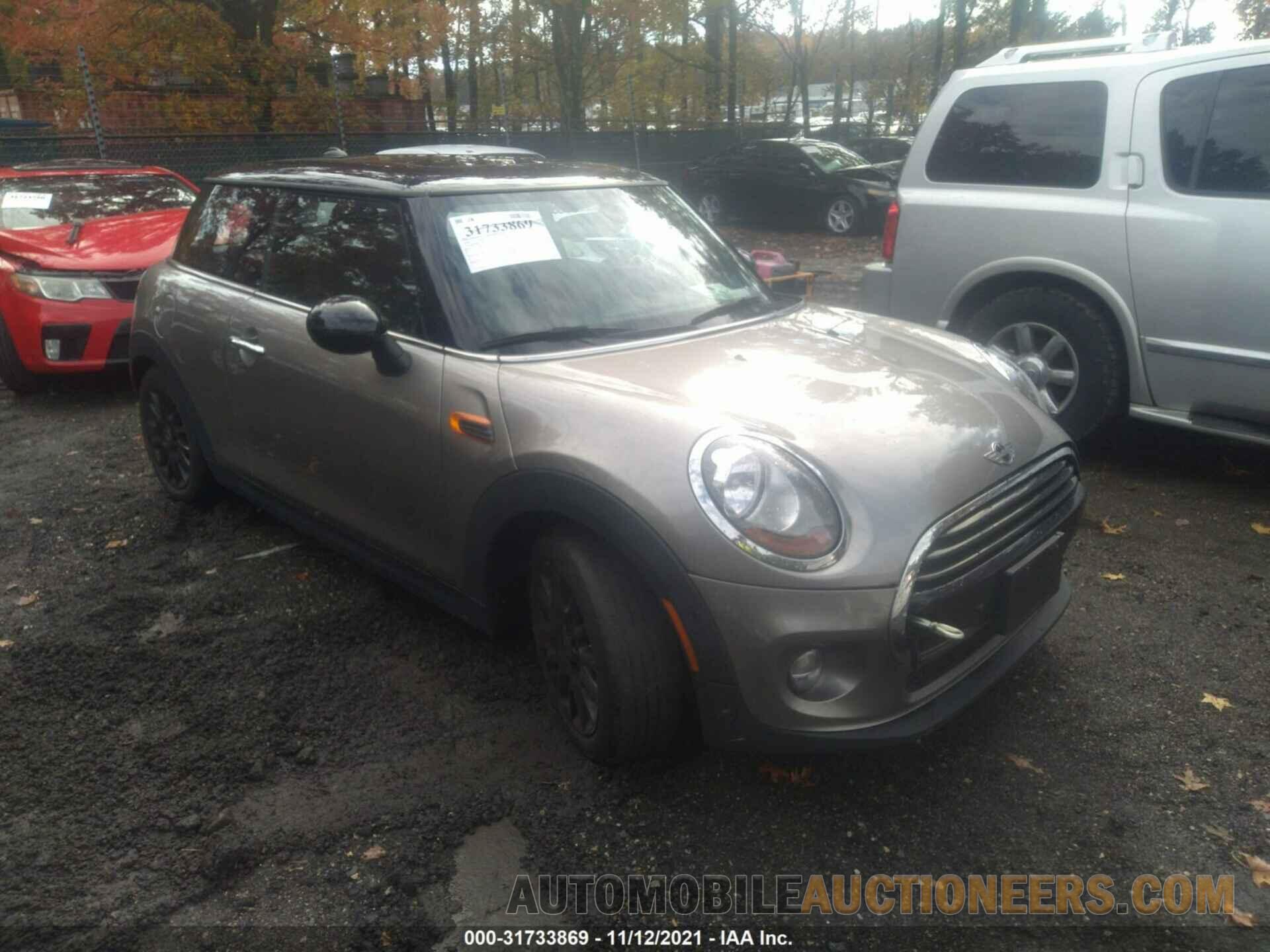 WMWXP5C56J2G63707 MINI HARDTOP 2 DOOR 2018