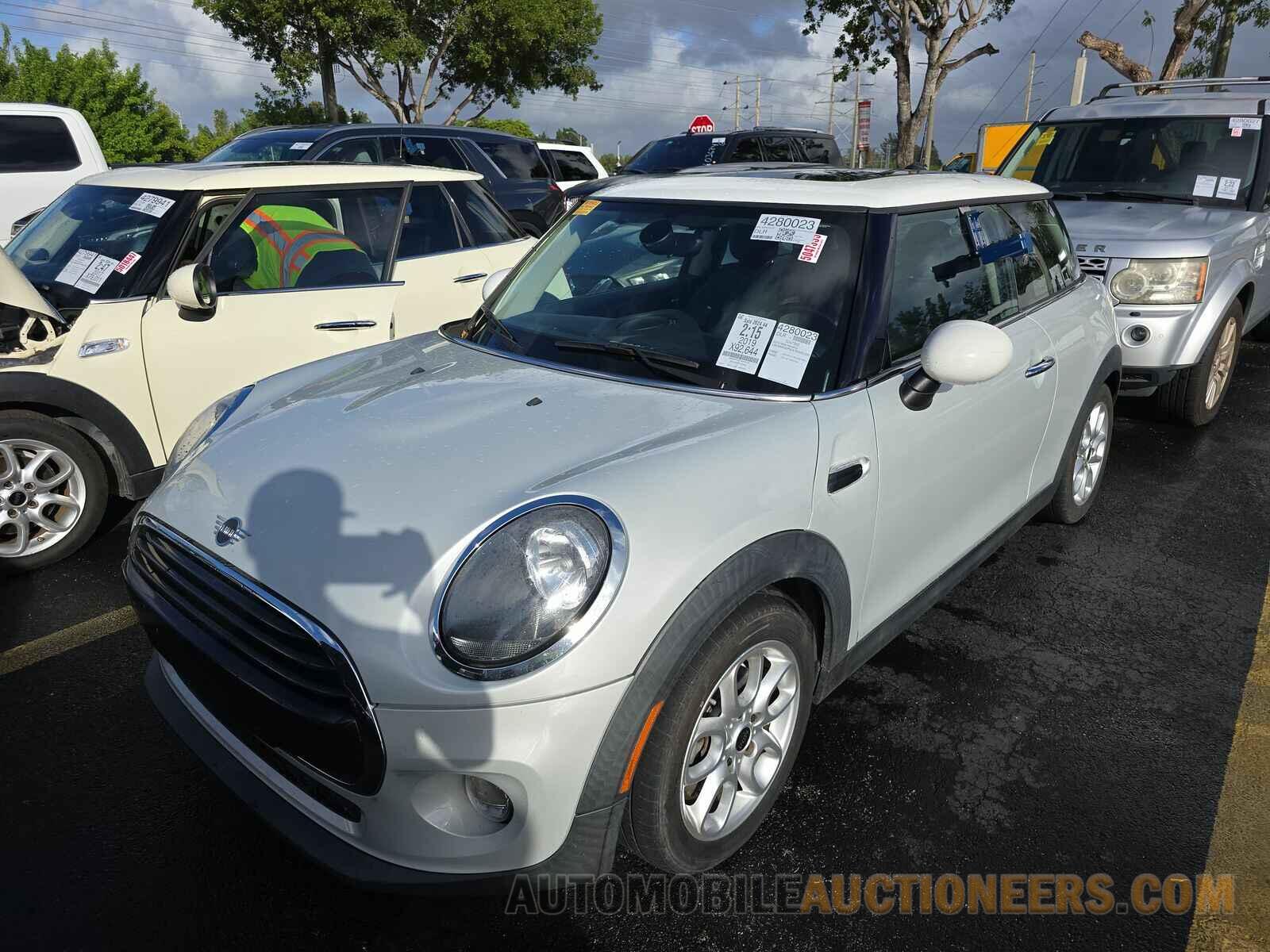 WMWXP5C57K2H31076 MINI Hardtop 2 Door 2019