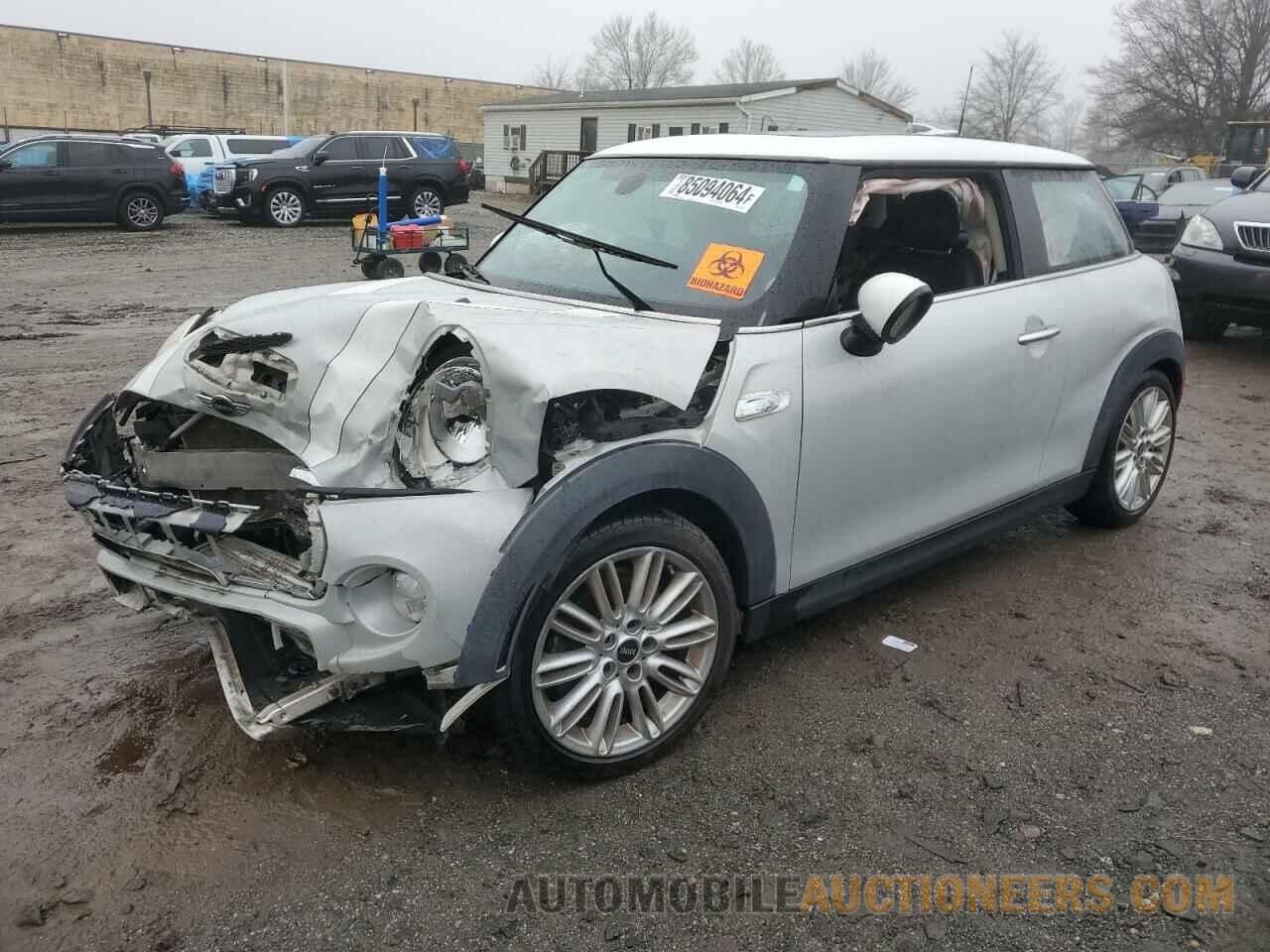 WMWXP7C51F2A38926 MINI COOPER 2015