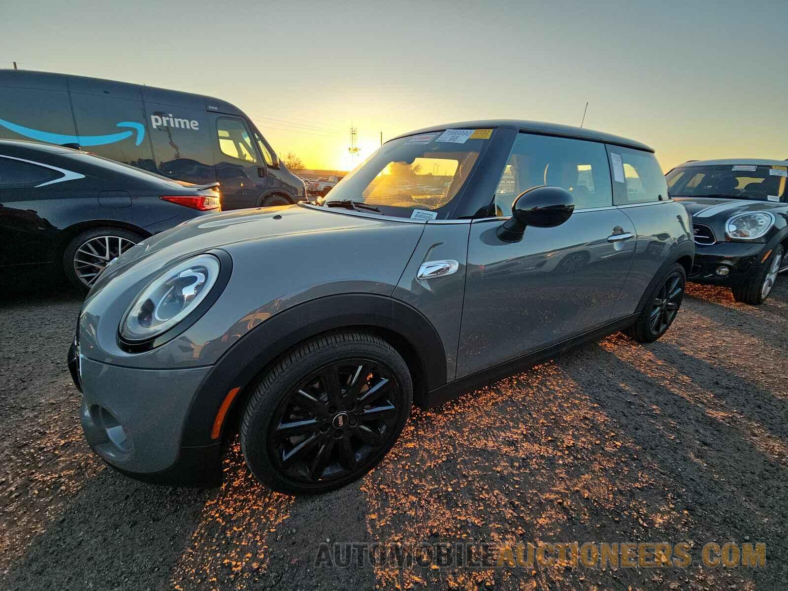 WMWXP7C56H3B94232 MINI Hardtop 2 Door 2017