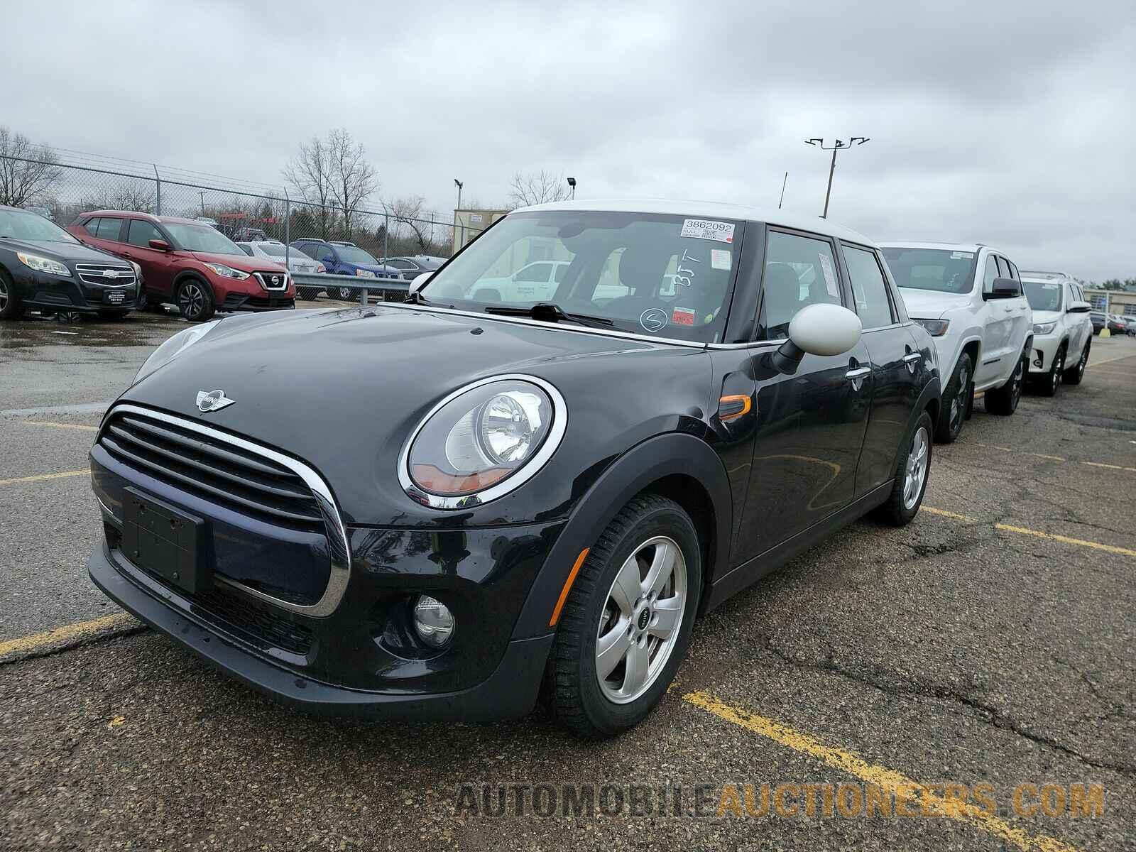 WMWXU1C51G2D10818 MINI Hardtop 4 Door 2016