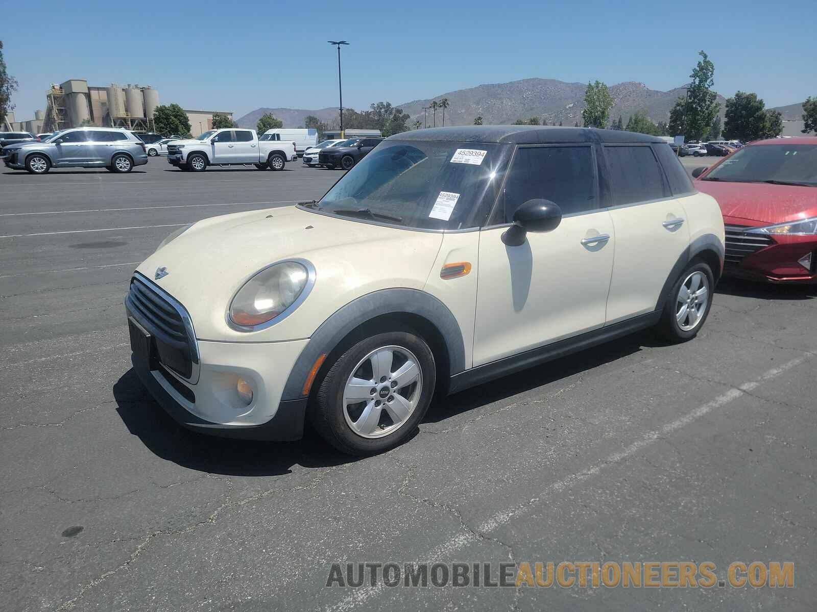 WMWXU1C54G2D12823 MINI Hardtop 4 Door 2016