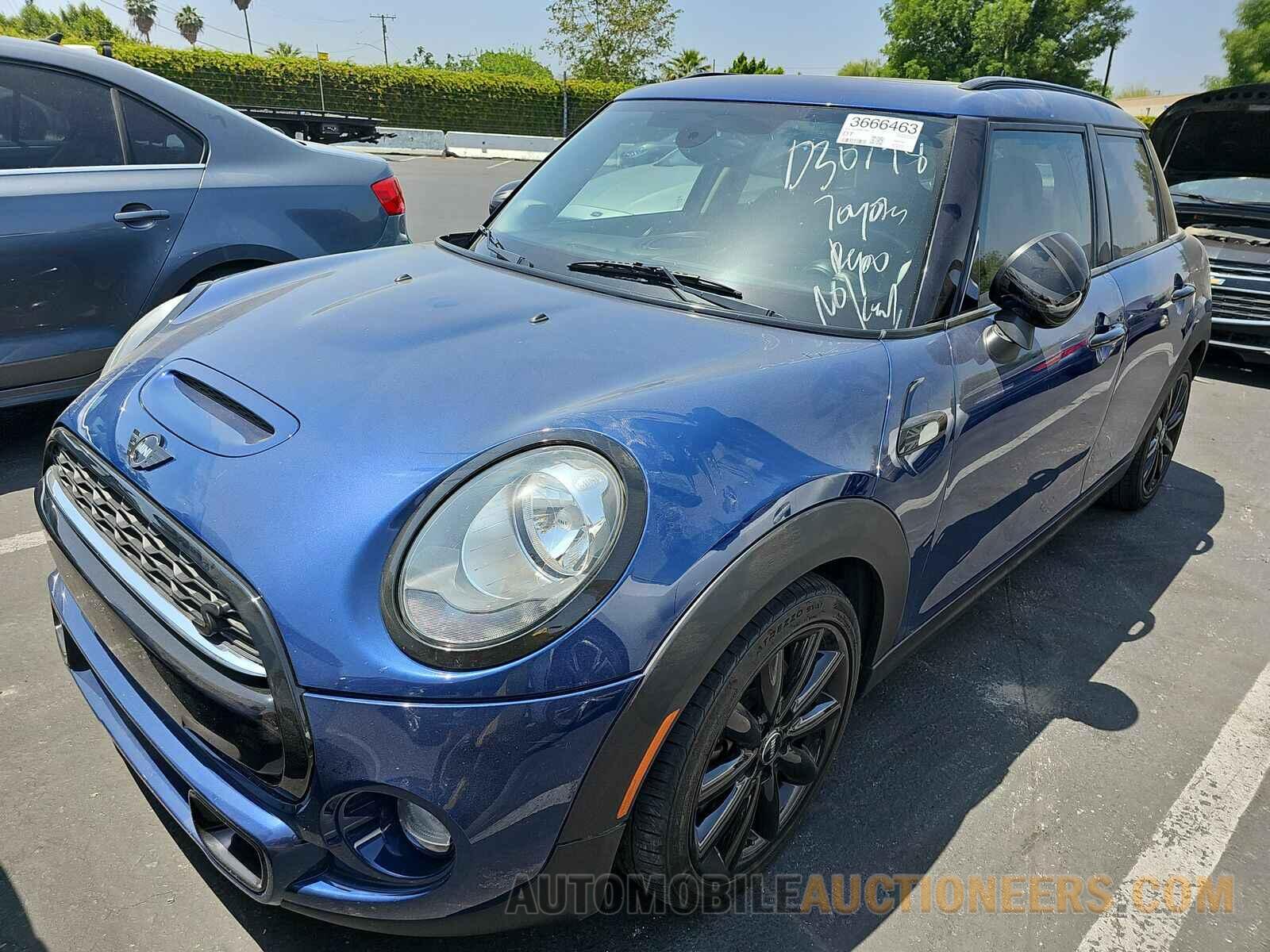 WMWXU3C56G2D30798 MINI Hardtop 4 Door 2016