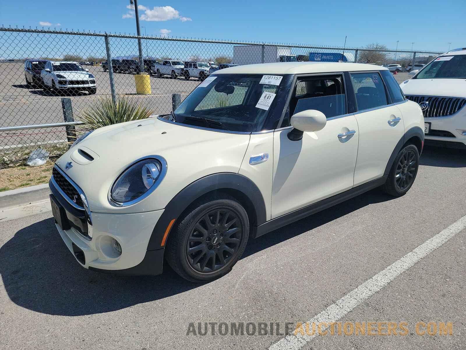 WMWXU9C08M2M91542 MINI Hardtop 4 Door 2021