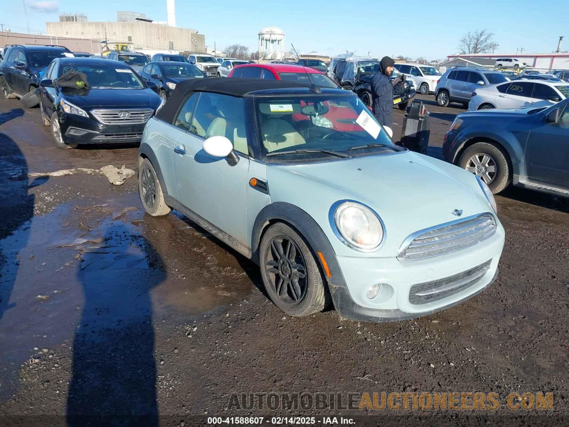 WMWZN3C50DT568963 MINI CONVERTIBLE 2013