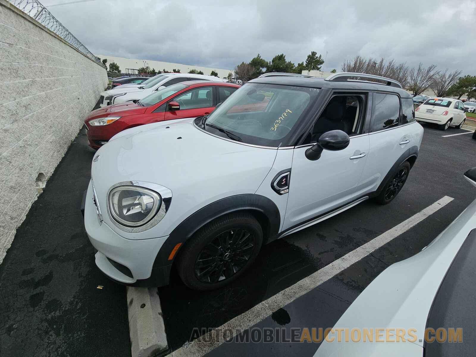 WMZYT3C31H3D98088 MINI Countryman 2017