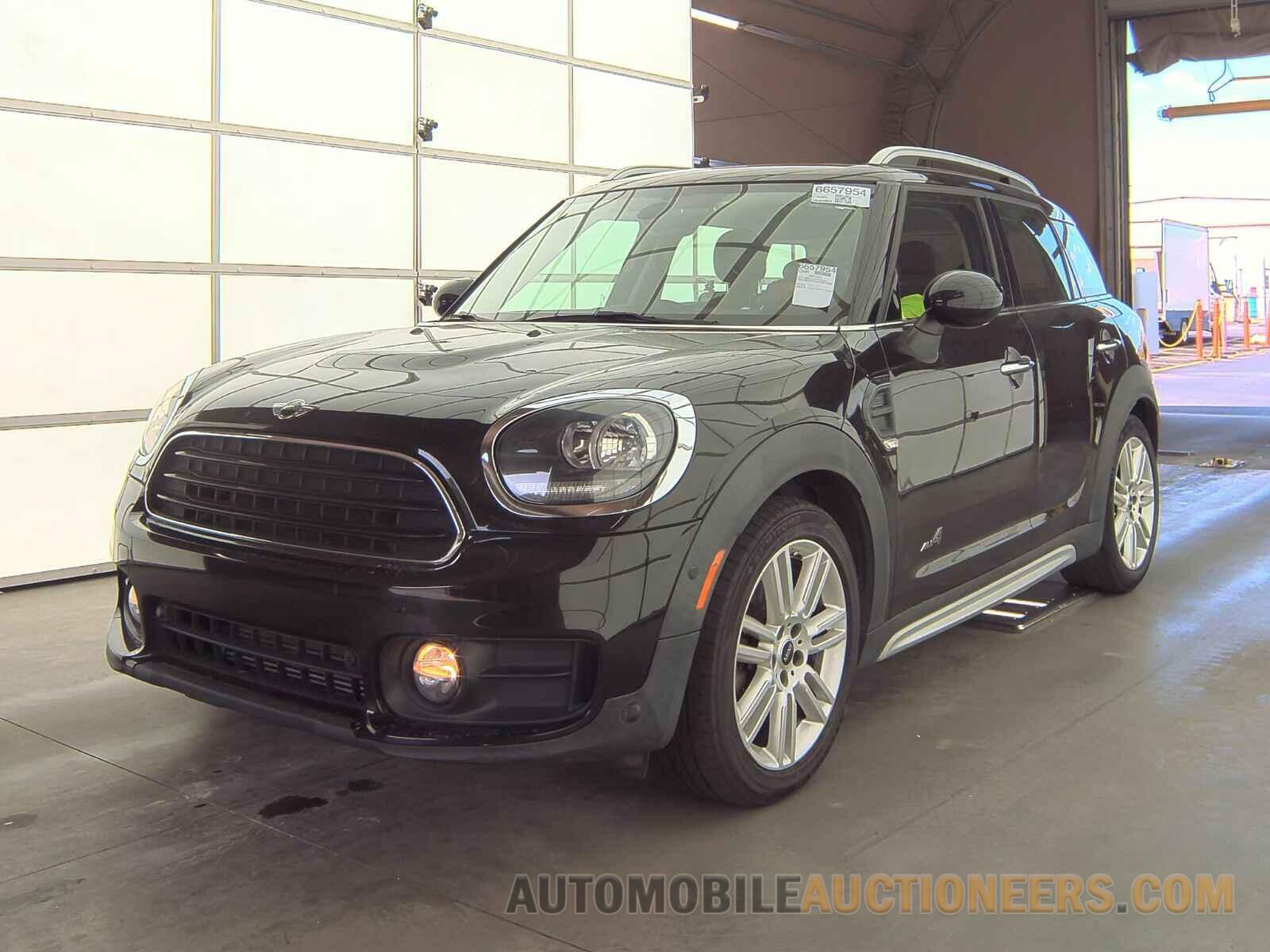 WMZYV5C32H3E01635 MINI Countryman 2017