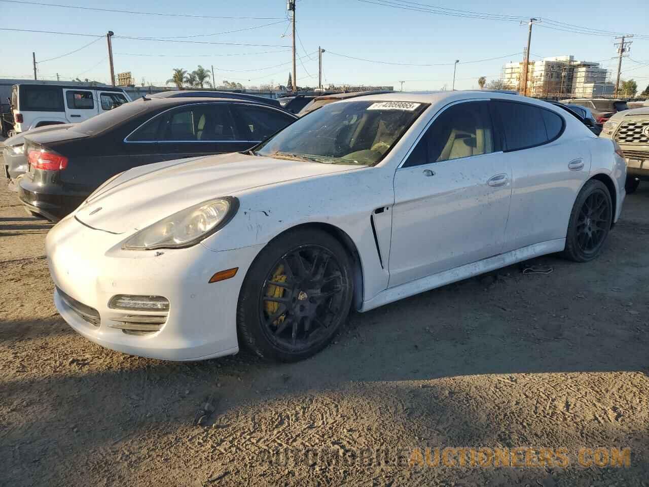 WP0AA2A70CL013973 PORSCHE PANAMERA 2012