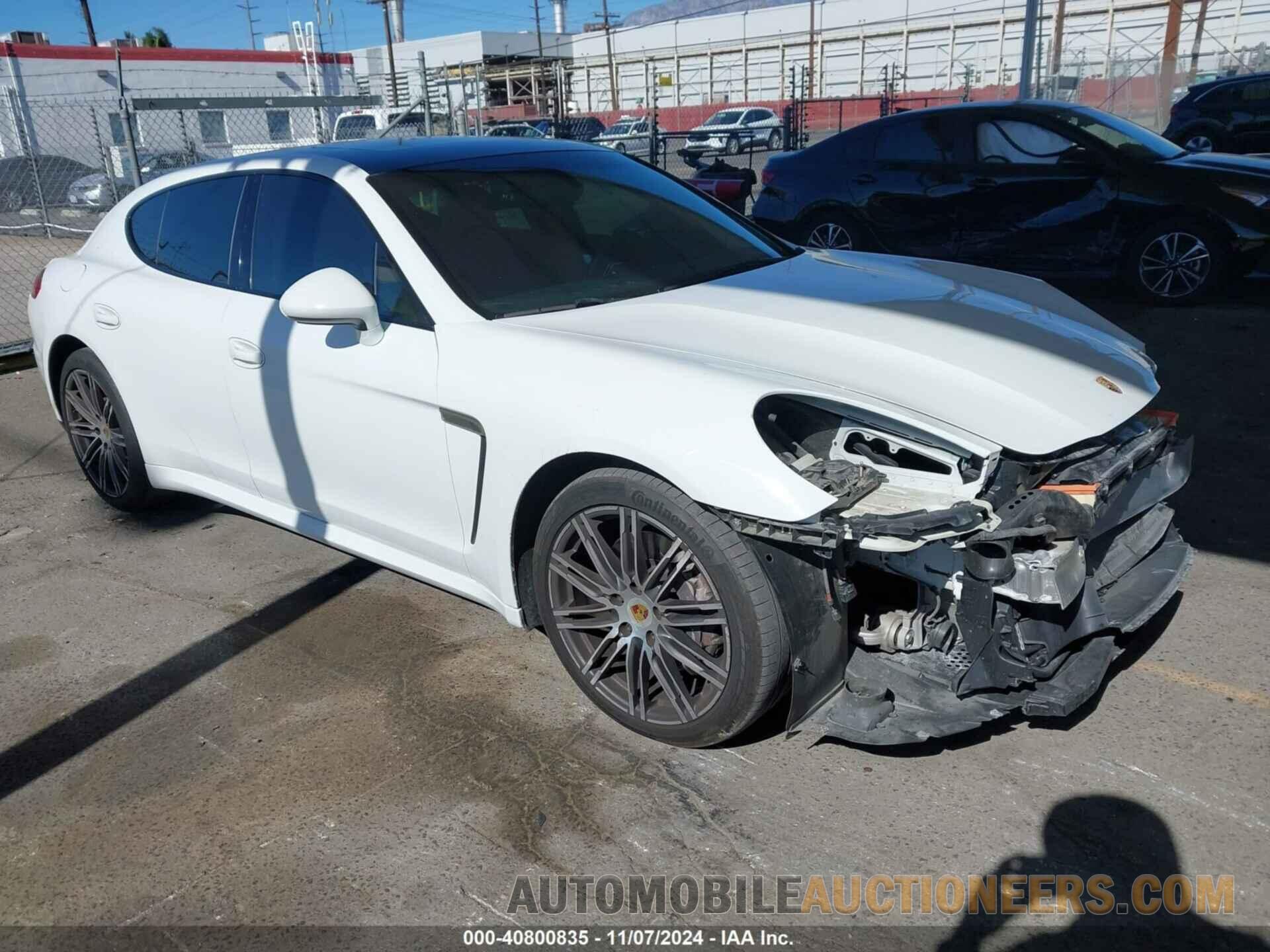 WP0AA2A70GL005636 PORSCHE PANAMERA 2016