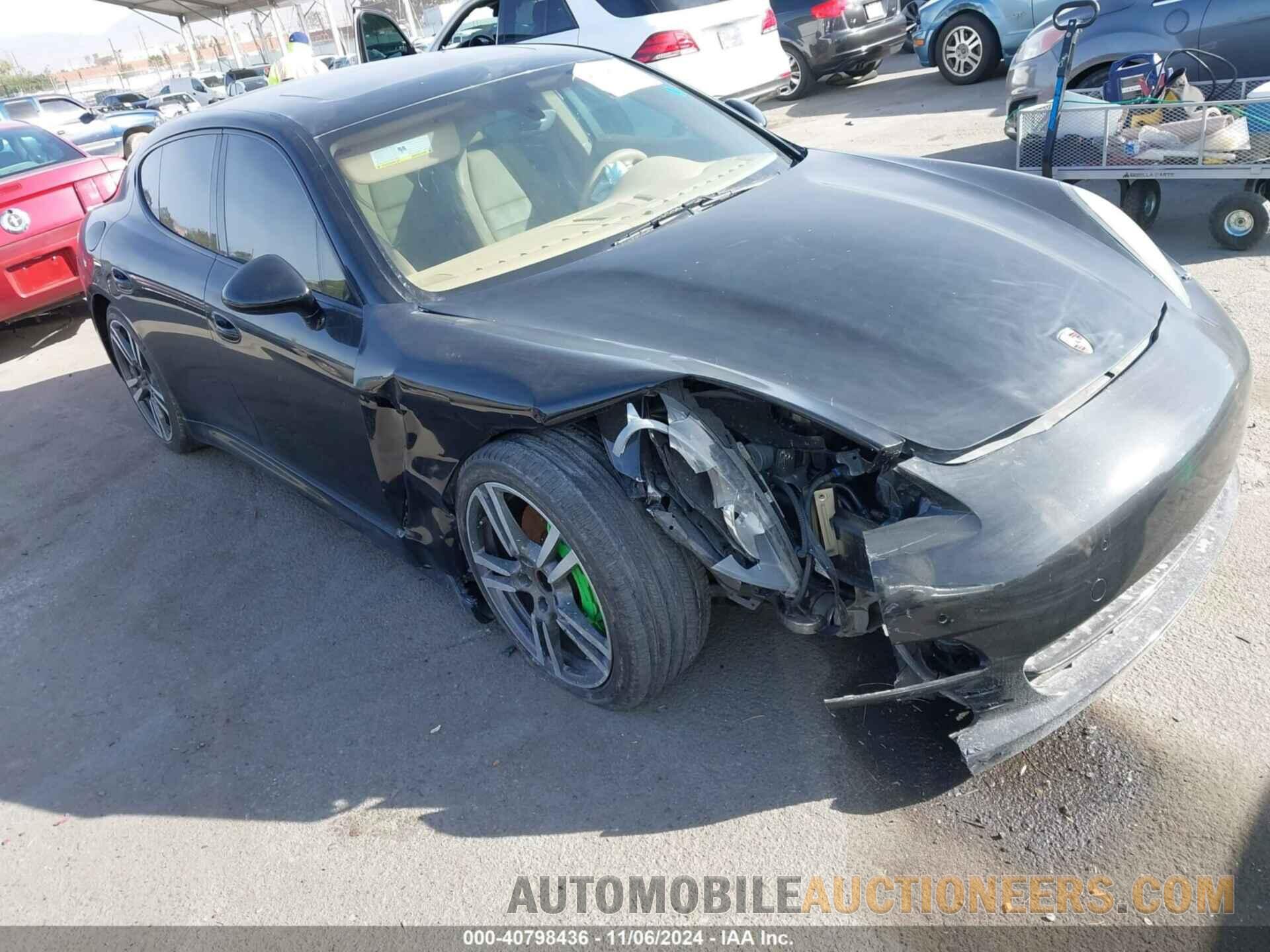 WP0AA2A71BL013575 PORSCHE PANAMERA 2011