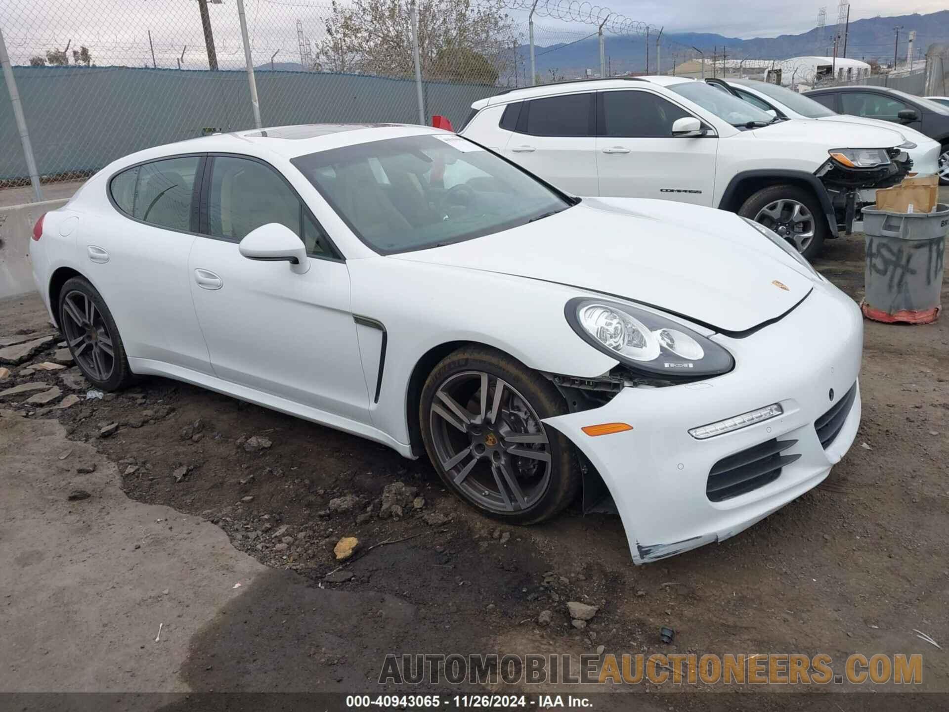 WP0AA2A71FL001044 PORSCHE PANAMERA 2015