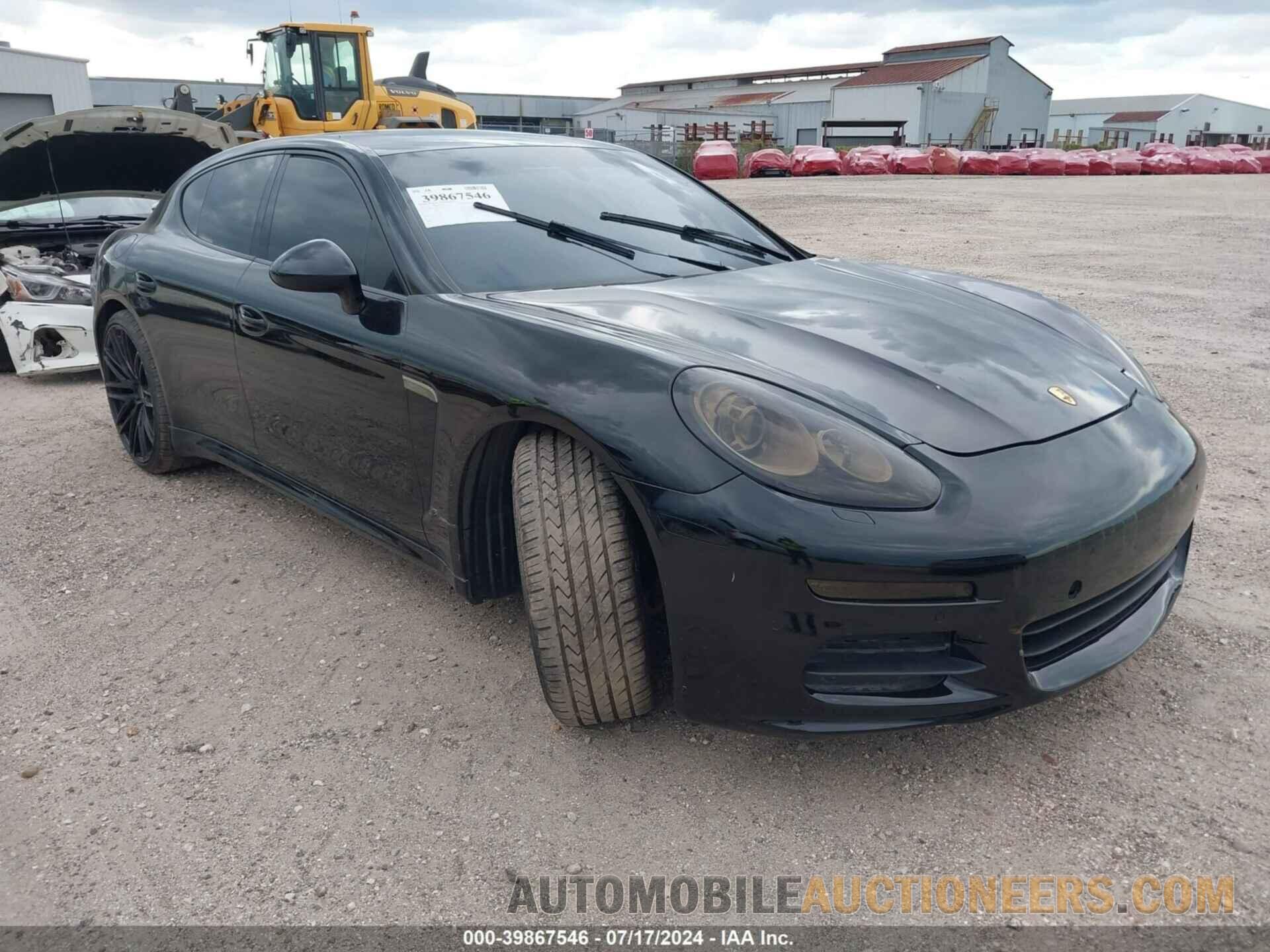 WP0AA2A71FL002372 PORSCHE PANAMERA 2015