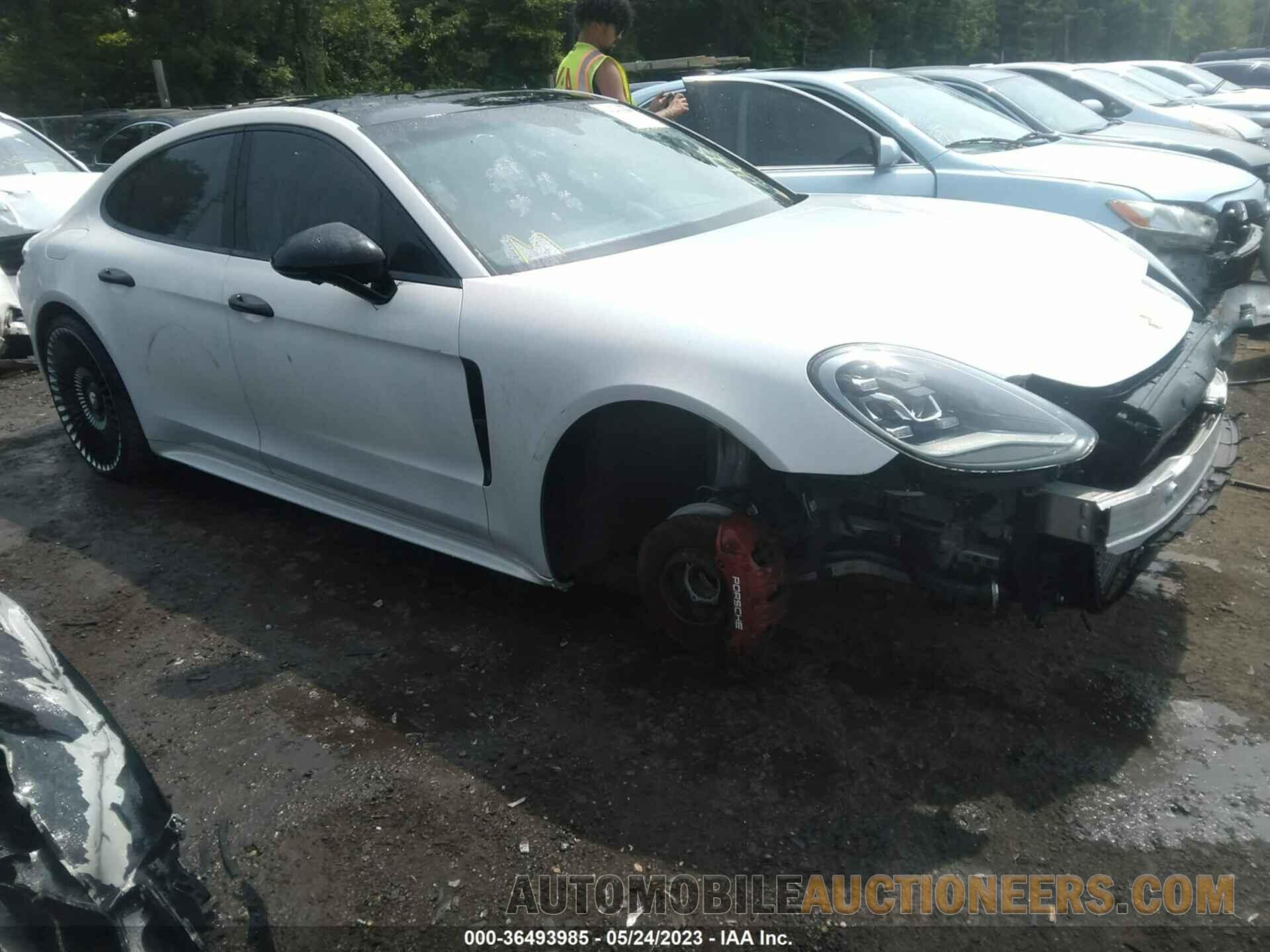 WP0AA2A71LL102256 PORSCHE PANAMERA 2020