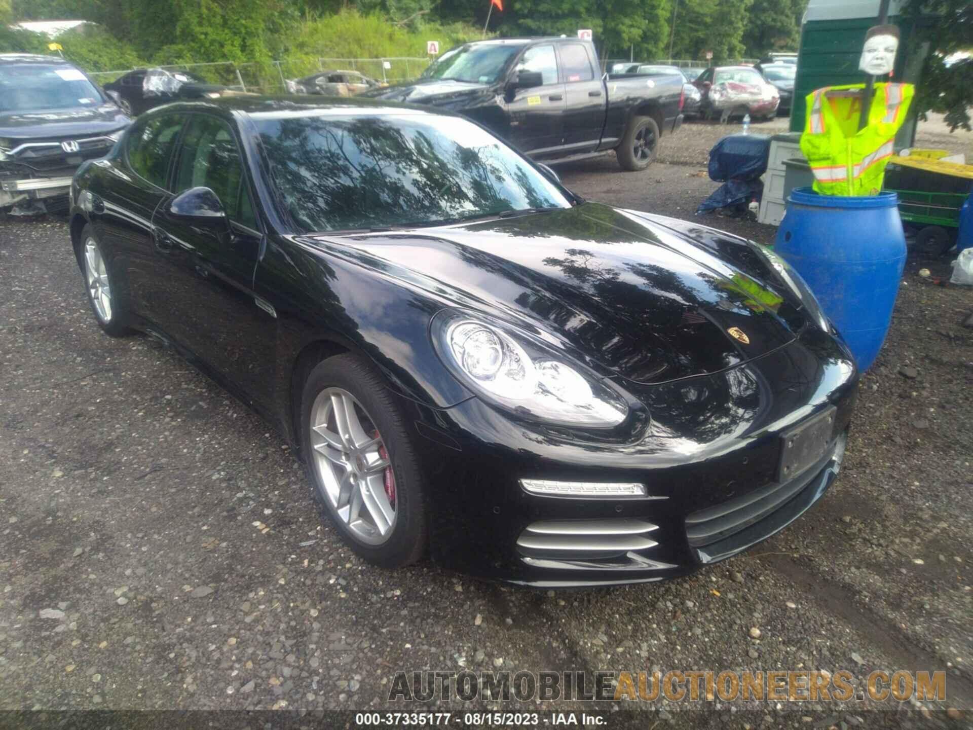 WP0AA2A73FL003992 PORSCHE PANAMERA 2015