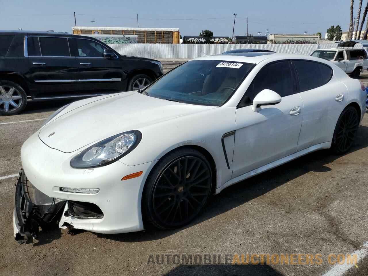 WP0AA2A73FL004124 PORSCHE PANAMERA 2015