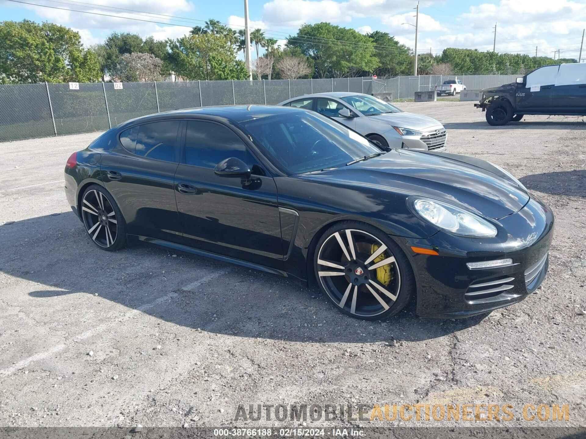 WP0AA2A73FL005452 PORSCHE PANAMERA 2015