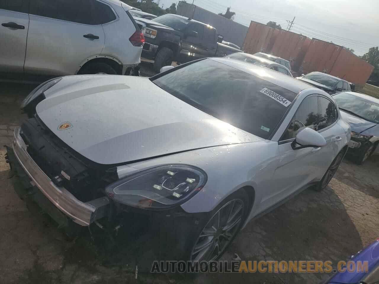 WP0AA2A74JL117895 PORSCHE PANAMERA 2018