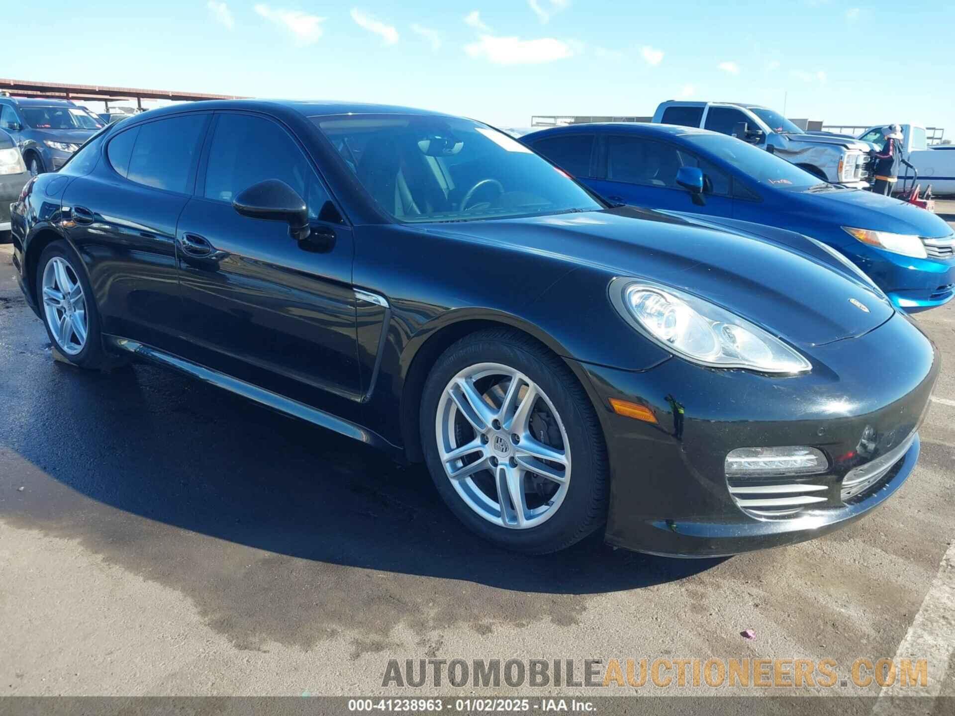 WP0AA2A76BL021011 PORSCHE PANAMERA 2011