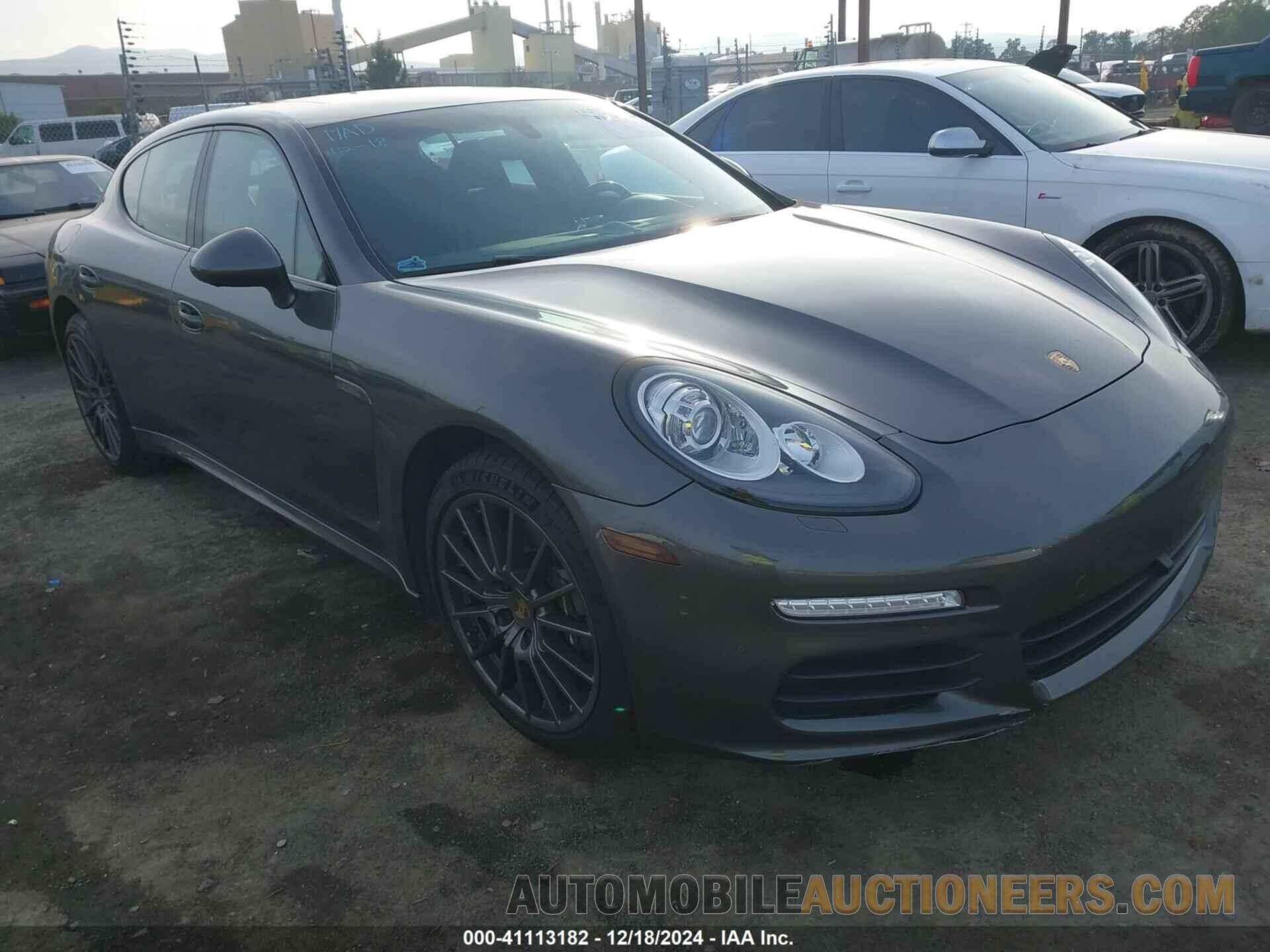 WP0AA2A76FL004554 PORSCHE PANAMERA 2015