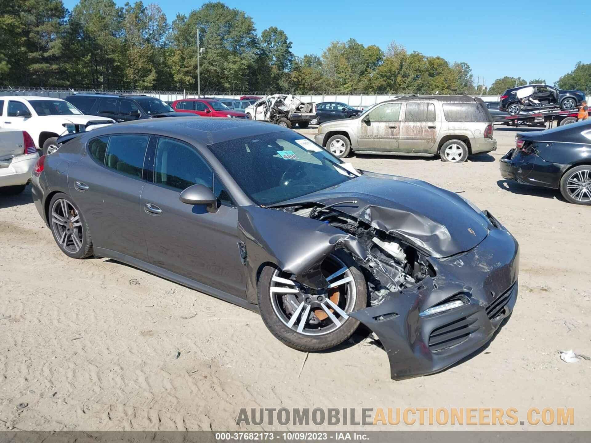 WP0AA2A77FL003834 PORSCHE PANAMERA 2015