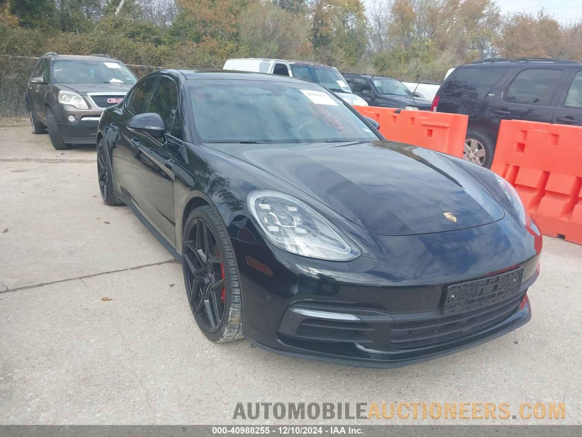 WP0AA2A78HL100687 PORSCHE PANAMERA 2017