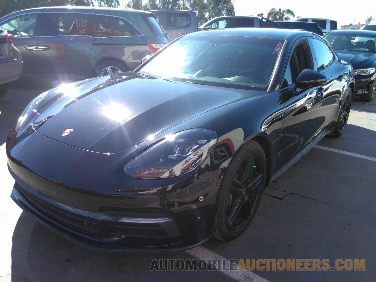 WP0AA2A78JL111369 Porsche Panamera 2018