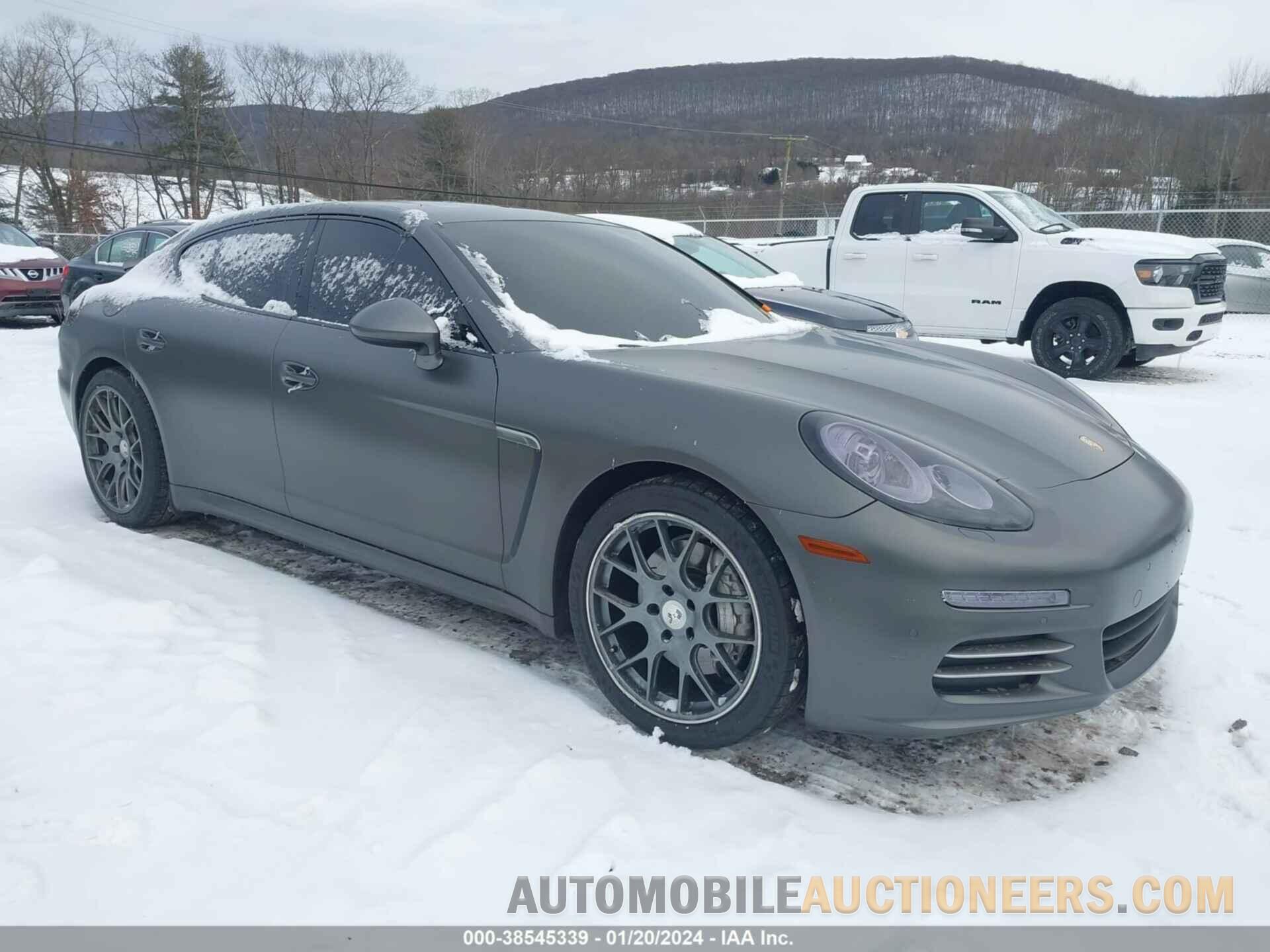 WP0AA2A79GL000483 PORSCHE PANAMERA 2016