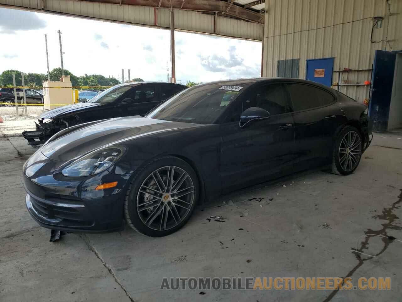 WP0AA2A79JL103975 PORSCHE PANAMERA 2018