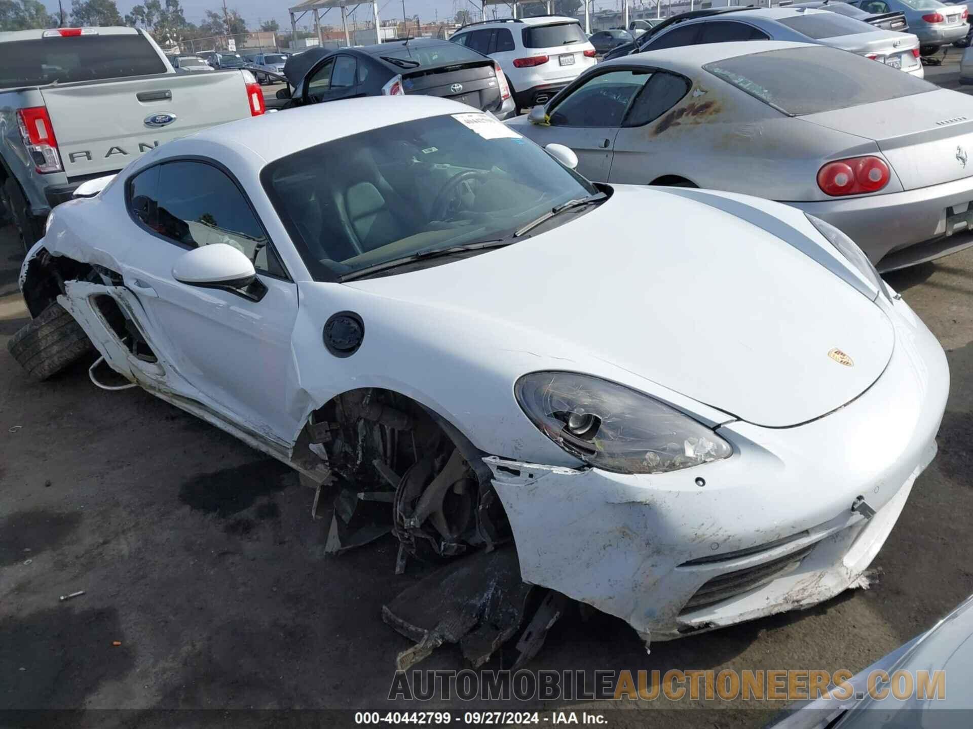 WP0AA2A84HS270771 PORSCHE CAYMAN 2017