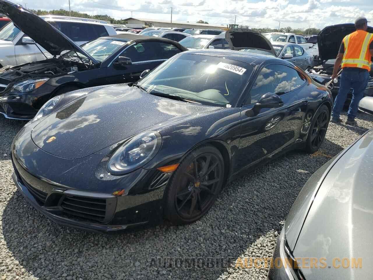 WP0AA2A95HS107152 PORSCHE 911 2017