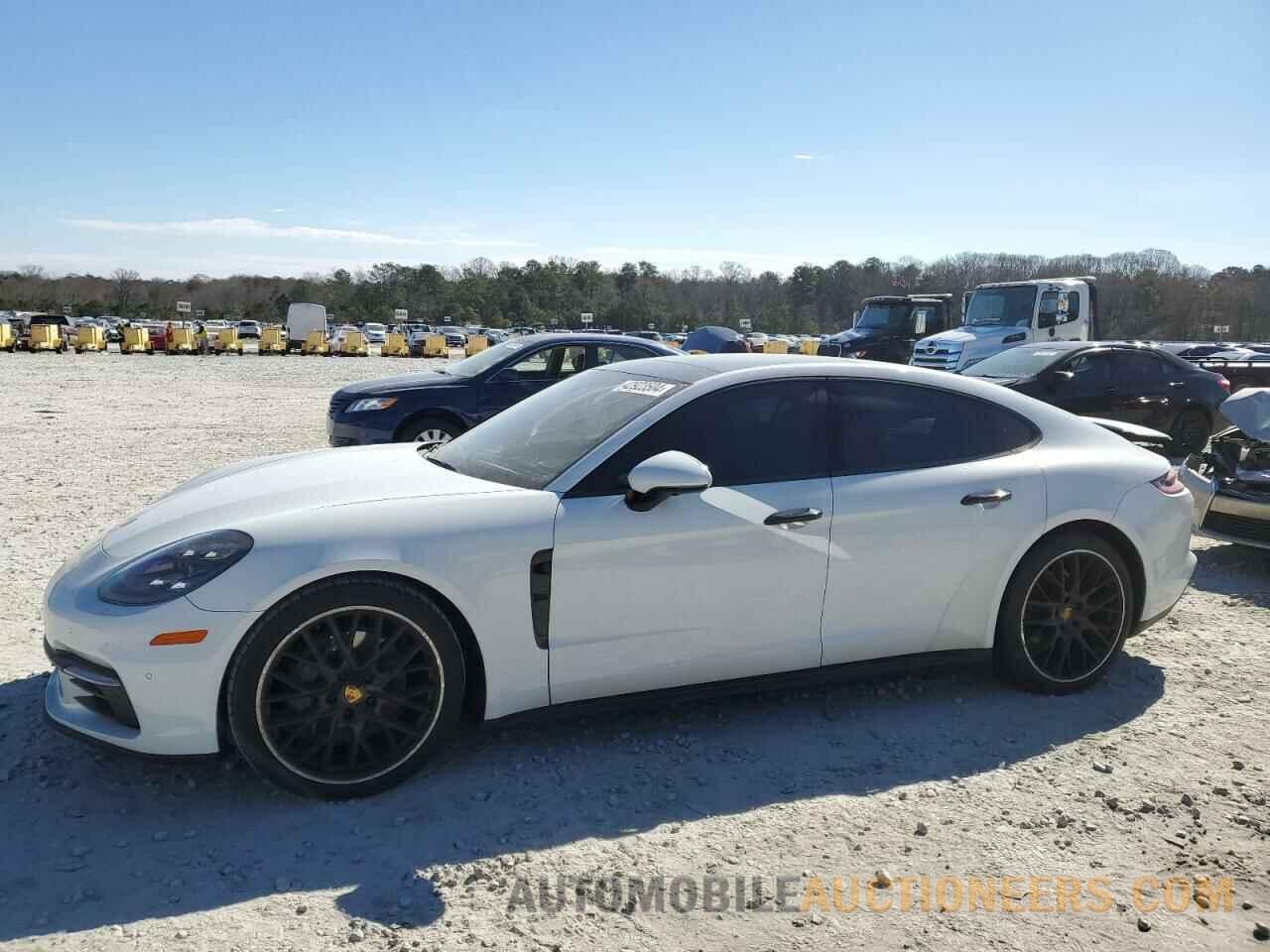 WP0AB2A70HL123216 PORSCHE PANAMERA 2017