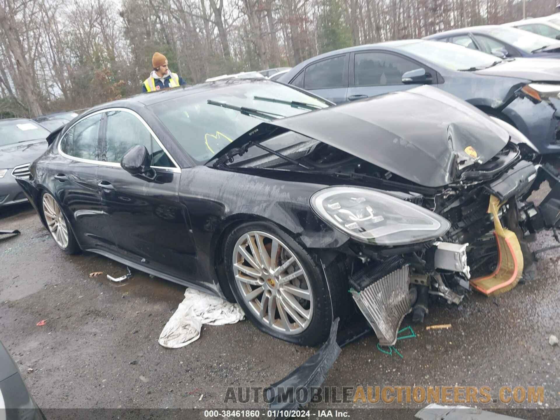 WP0AB2A75HL120943 PORSCHE PANAMERA 2017