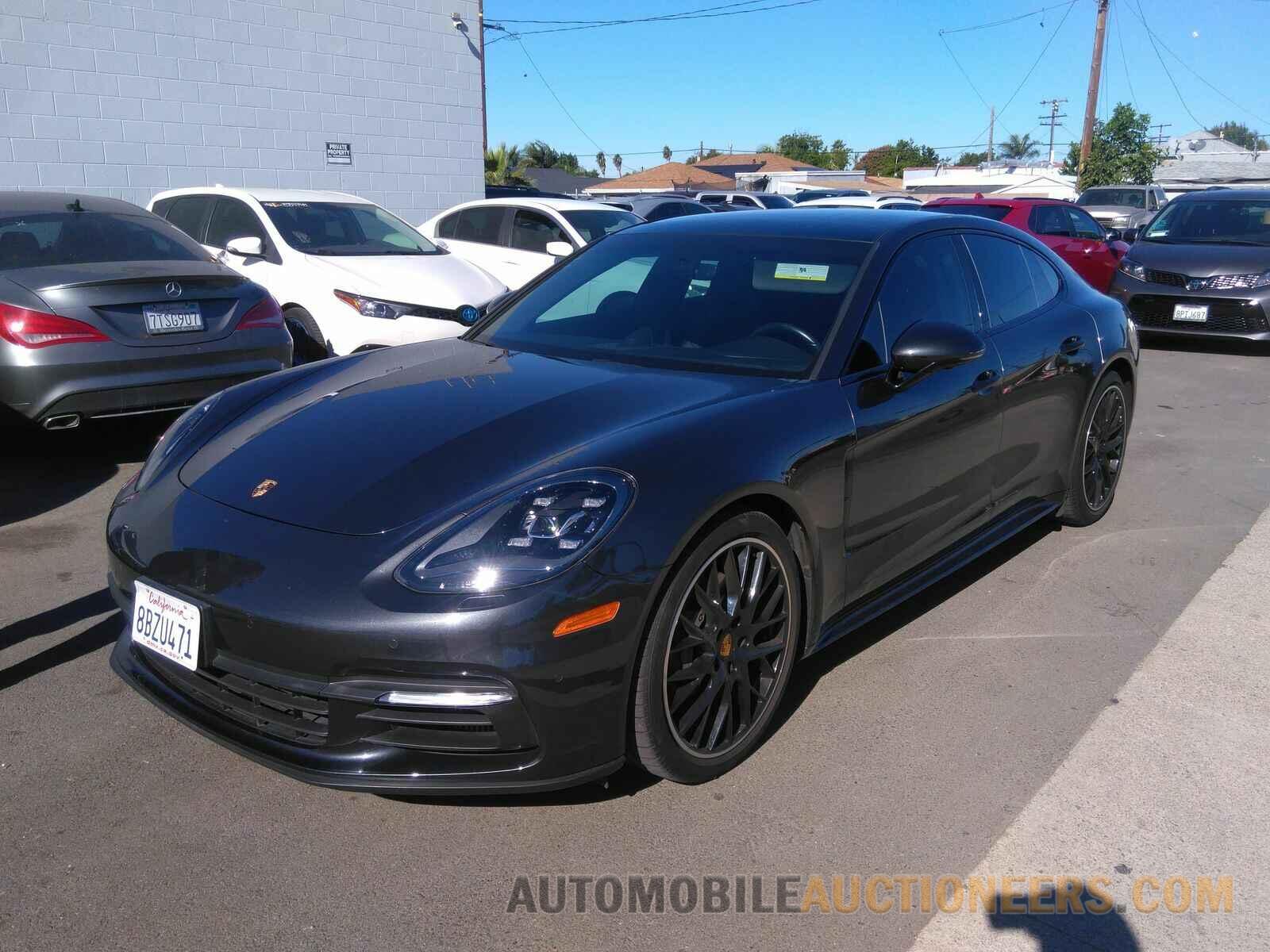 WP0AB2A77JL132677 Porsche Panamera 2018