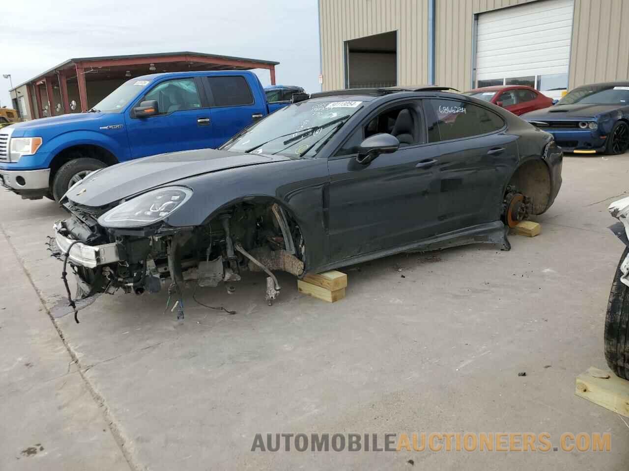 WP0AB2A78JL134678 PORSCHE PANAMERA 2018