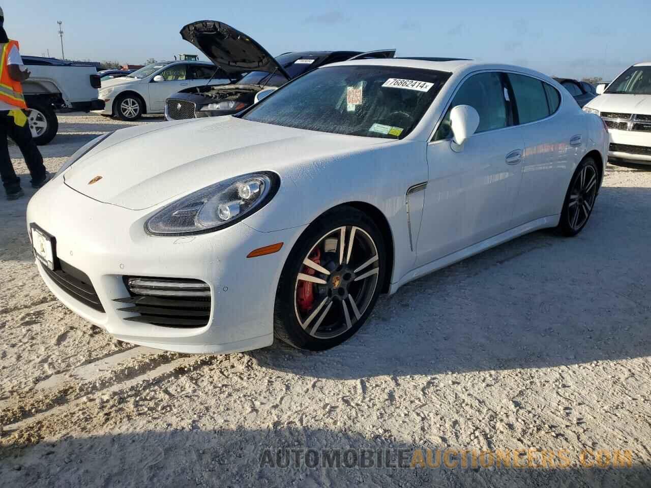 WP0AC2A73FL070117 PORSCHE PANAMERA 2015