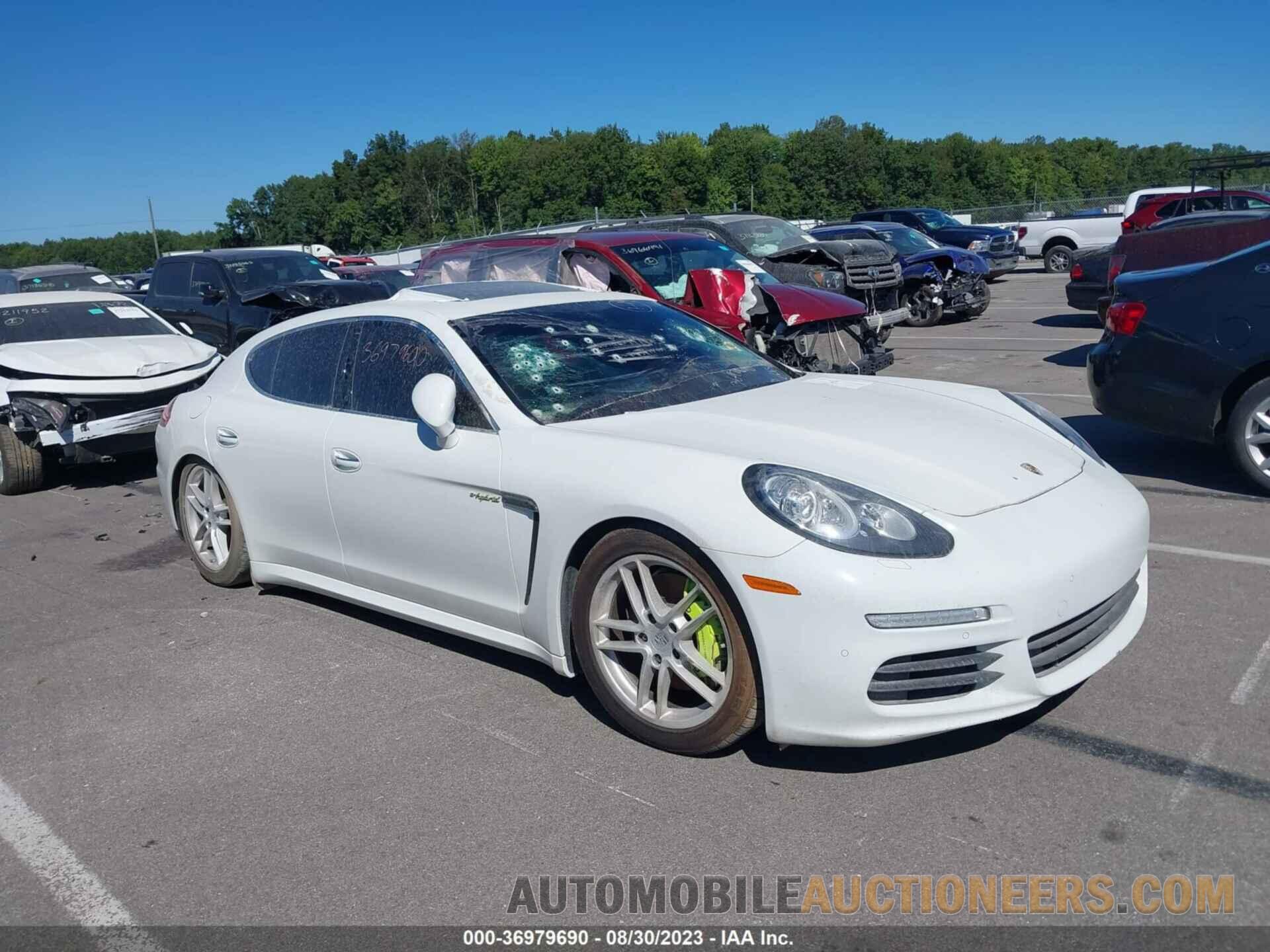 WP0AD2A70FL040943 PORSCHE PANAMERA 2015