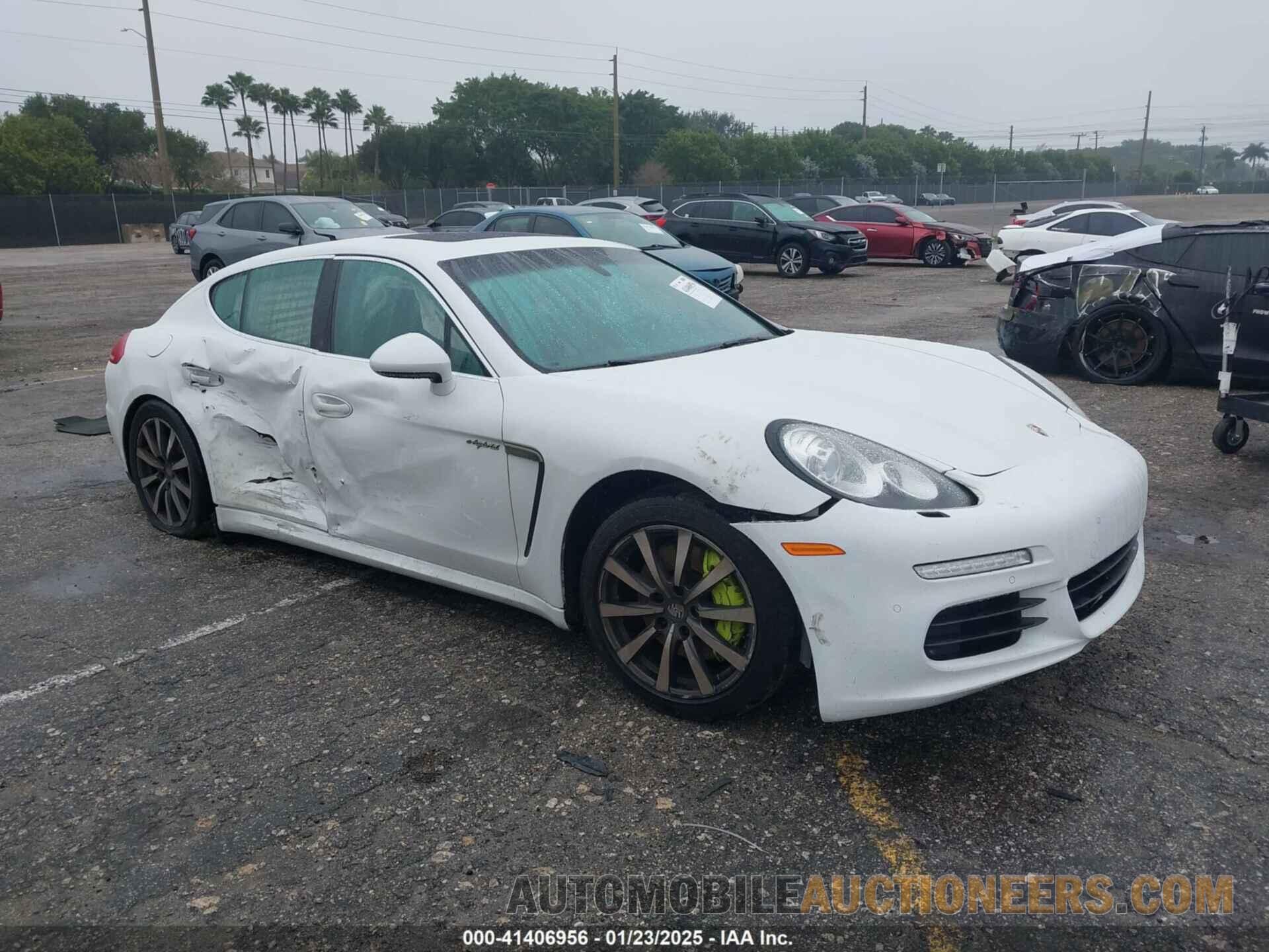 WP0AD2A74FL040556 PORSCHE PANAMERA E-HYBRID 2015