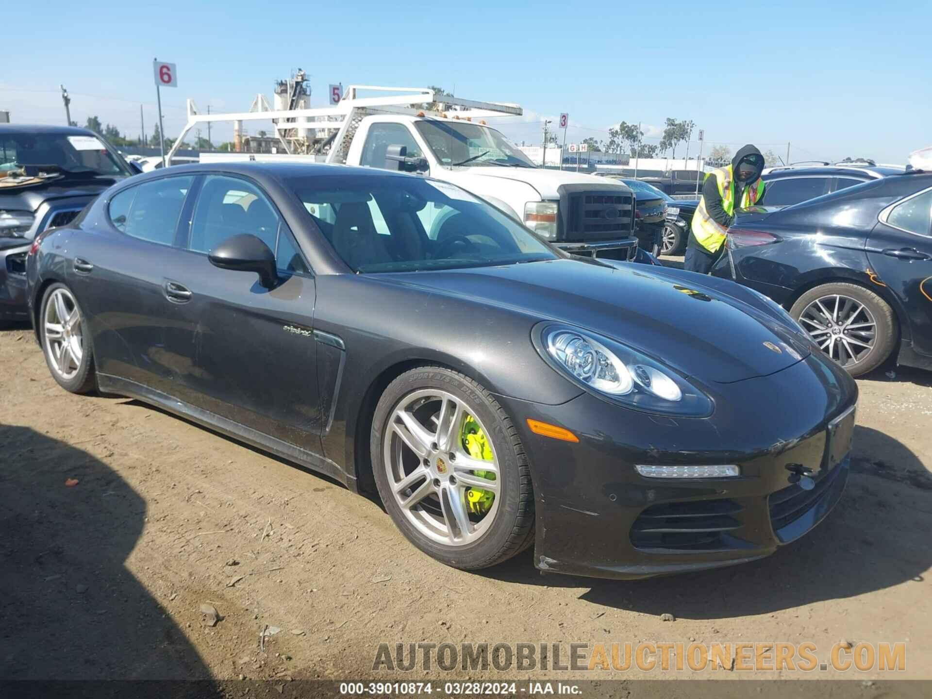 WP0AD2A74FL041612 PORSCHE PANAMERA E-HYBRID 2015