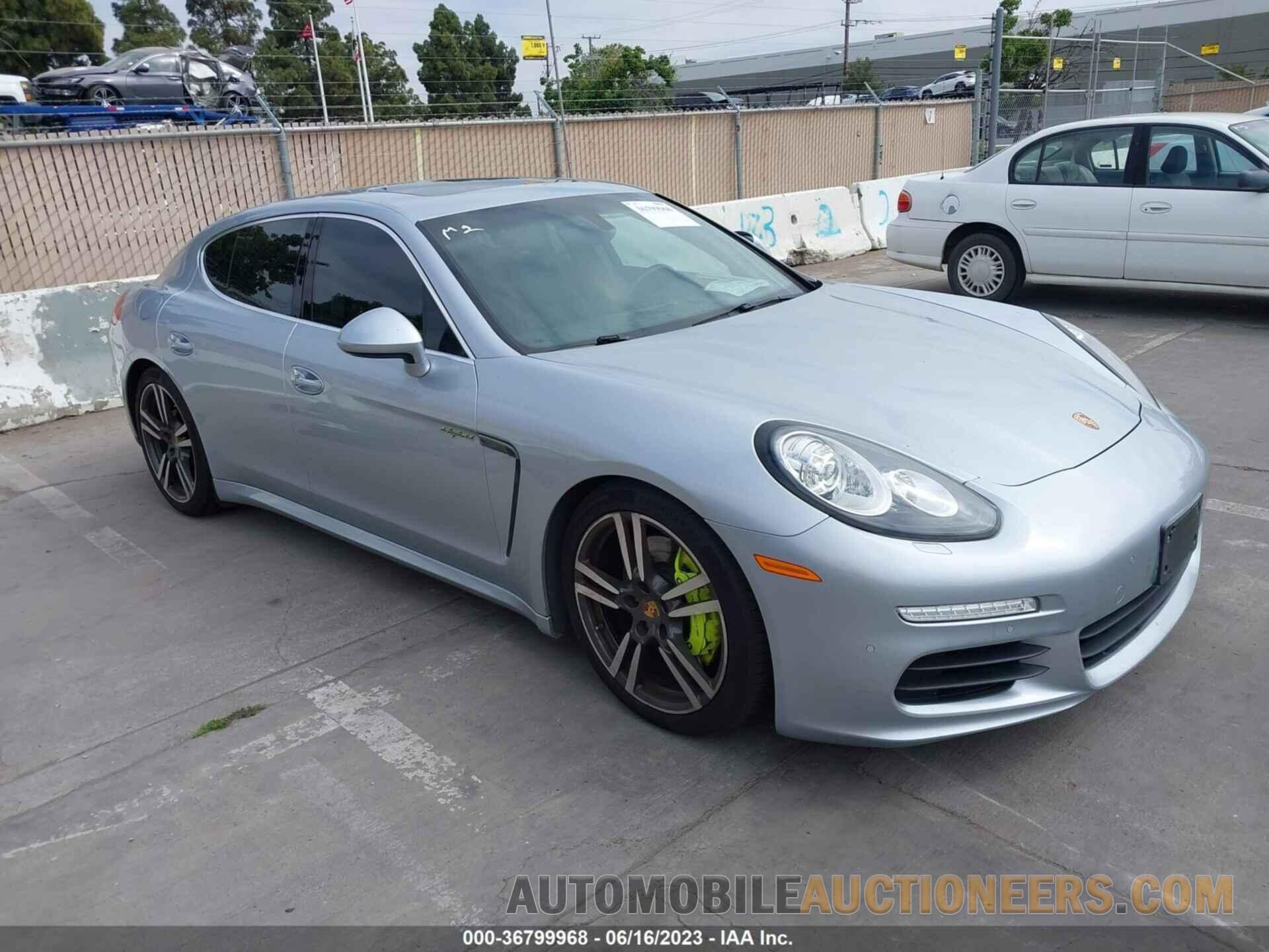 WP0AD2A79FL040102 PORSCHE PANAMERA 2015