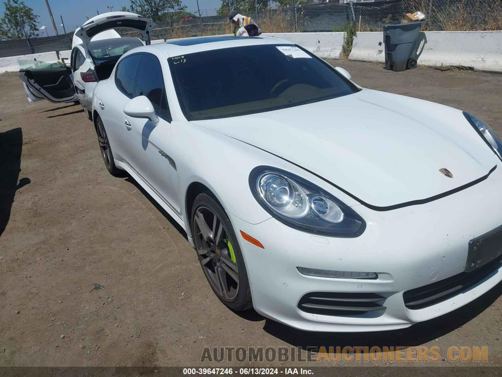 WP0AD2A79GL040831 PORSCHE PANAMERA E-HYBRID 2016