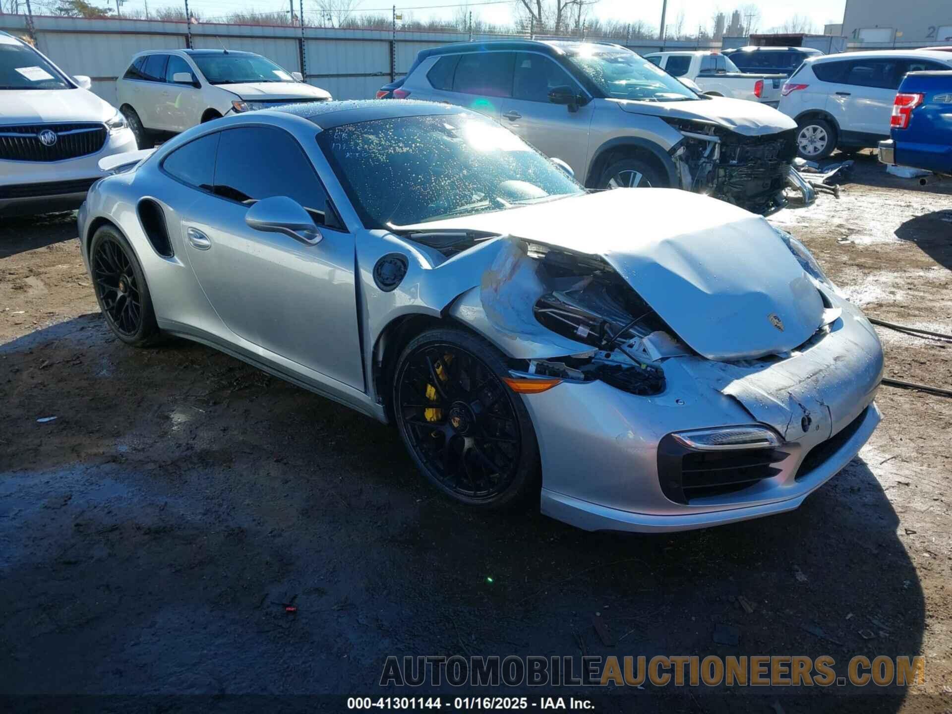 WP0AD2A93GS166450 PORSCHE 911 2016