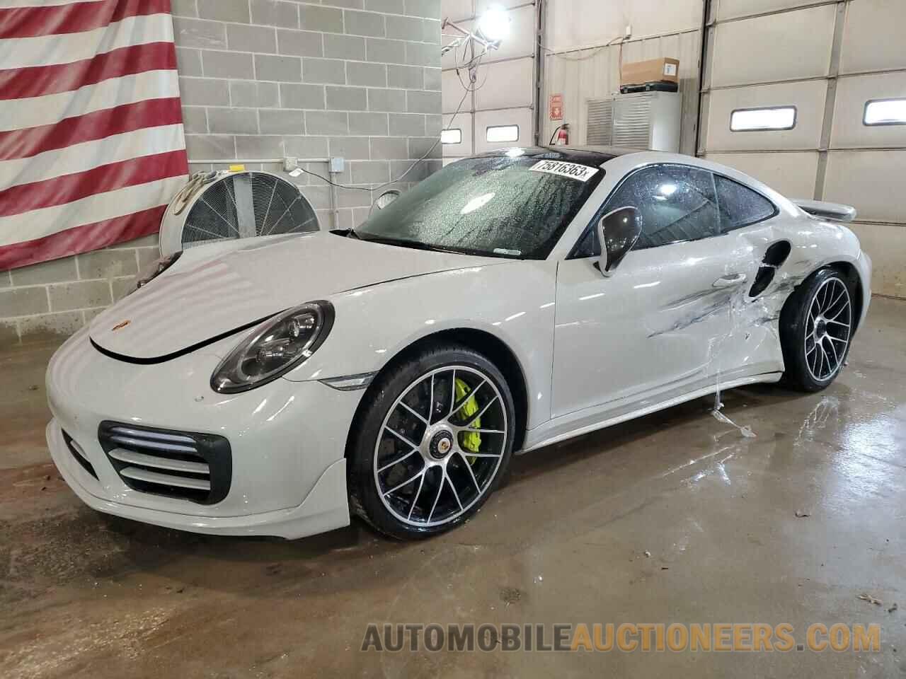 WP0AD2A95JS156607 PORSCHE 911 2018