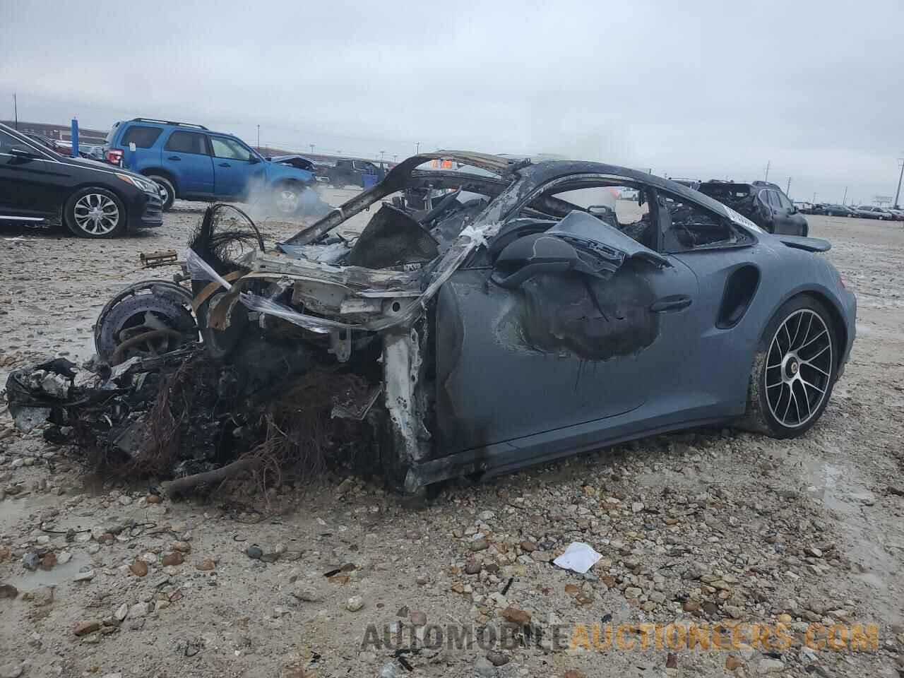 WP0AD2A98JS156715 PORSCHE 911 2018