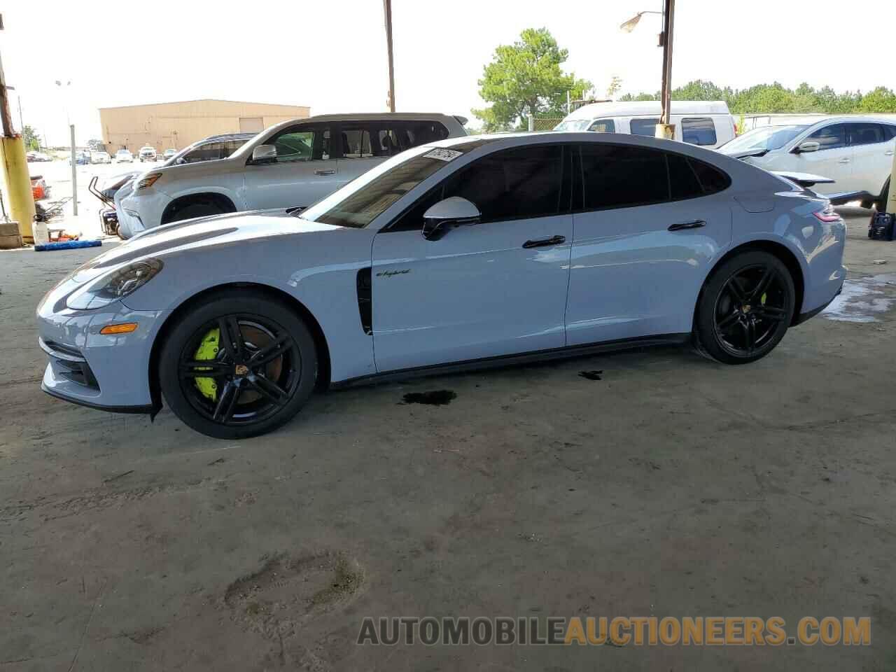 WP0AE2A72JL127653 PORSCHE PANAMERA 2018