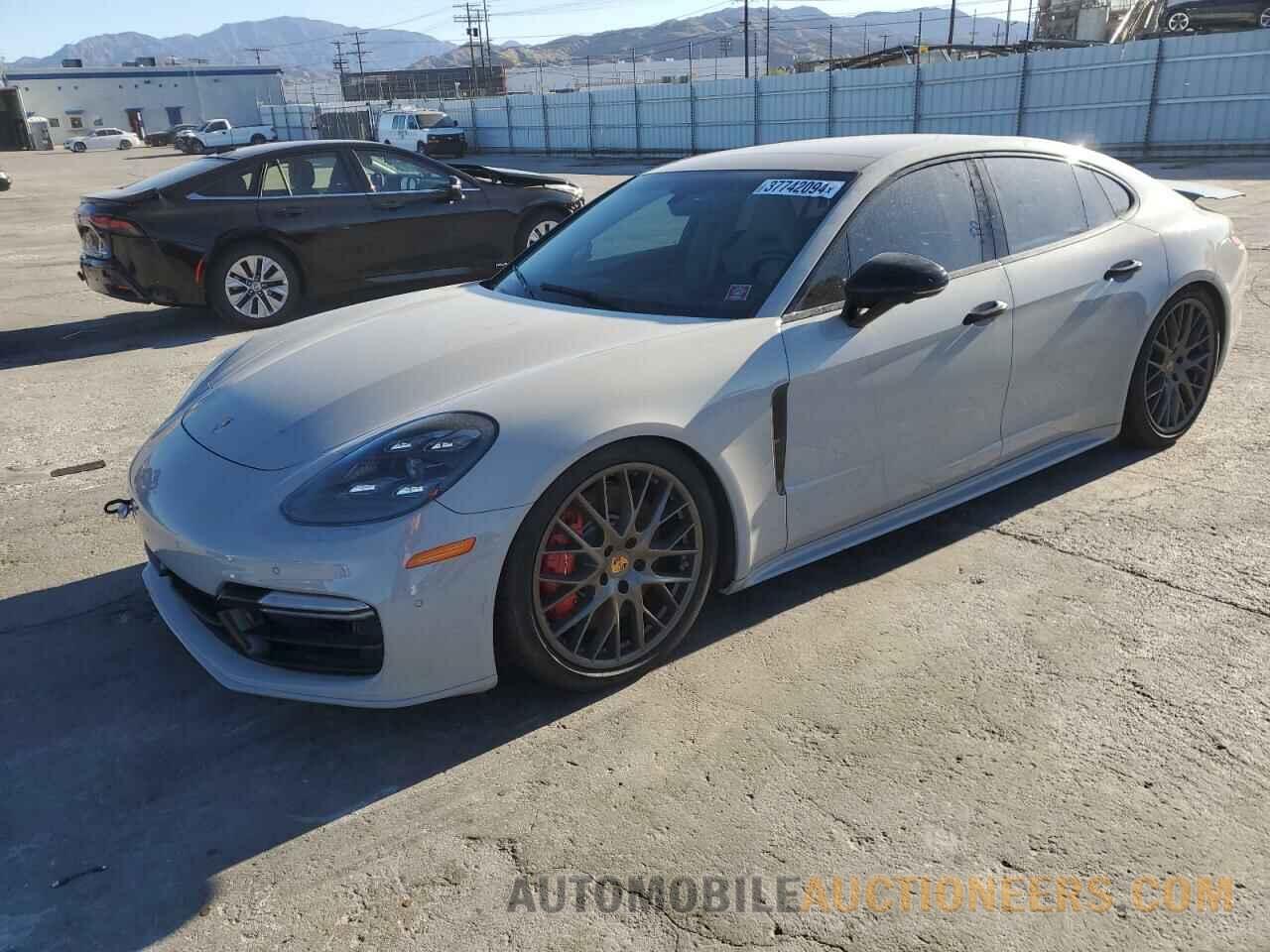 WP0AF2A76HL153230 PORSCHE PANAMERA 2017